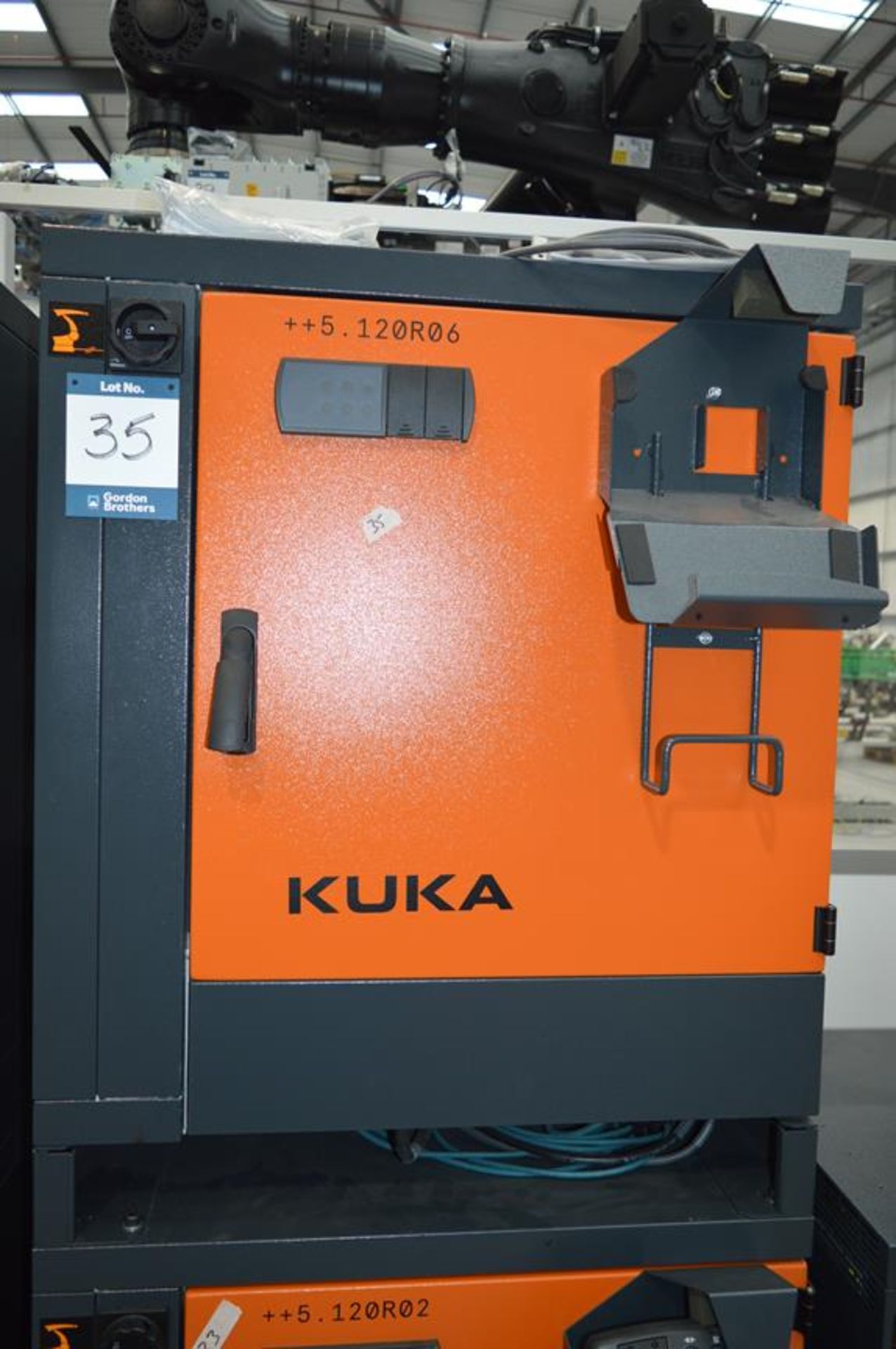 Kuka, KR280/R3080 FLR six axis robot on extended pedestal, Serial No. 4380723 (DOM: 2021) with KR C4 - Image 6 of 7