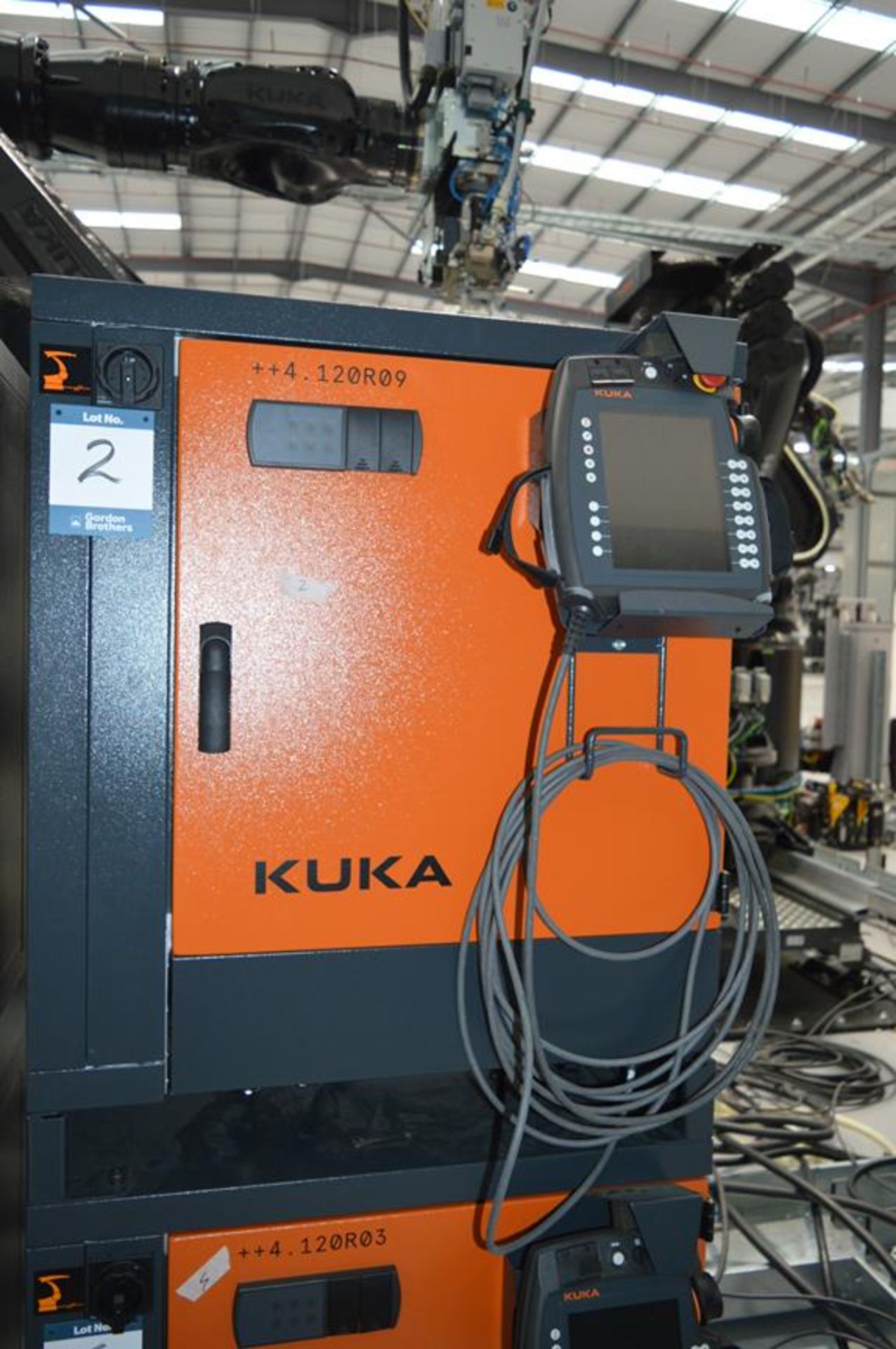 Kuka, KR280/3080 six axis robot on extended pedestal, Serial No. 4380789 (DOM: 2021) with KR C4 - Image 4 of 5