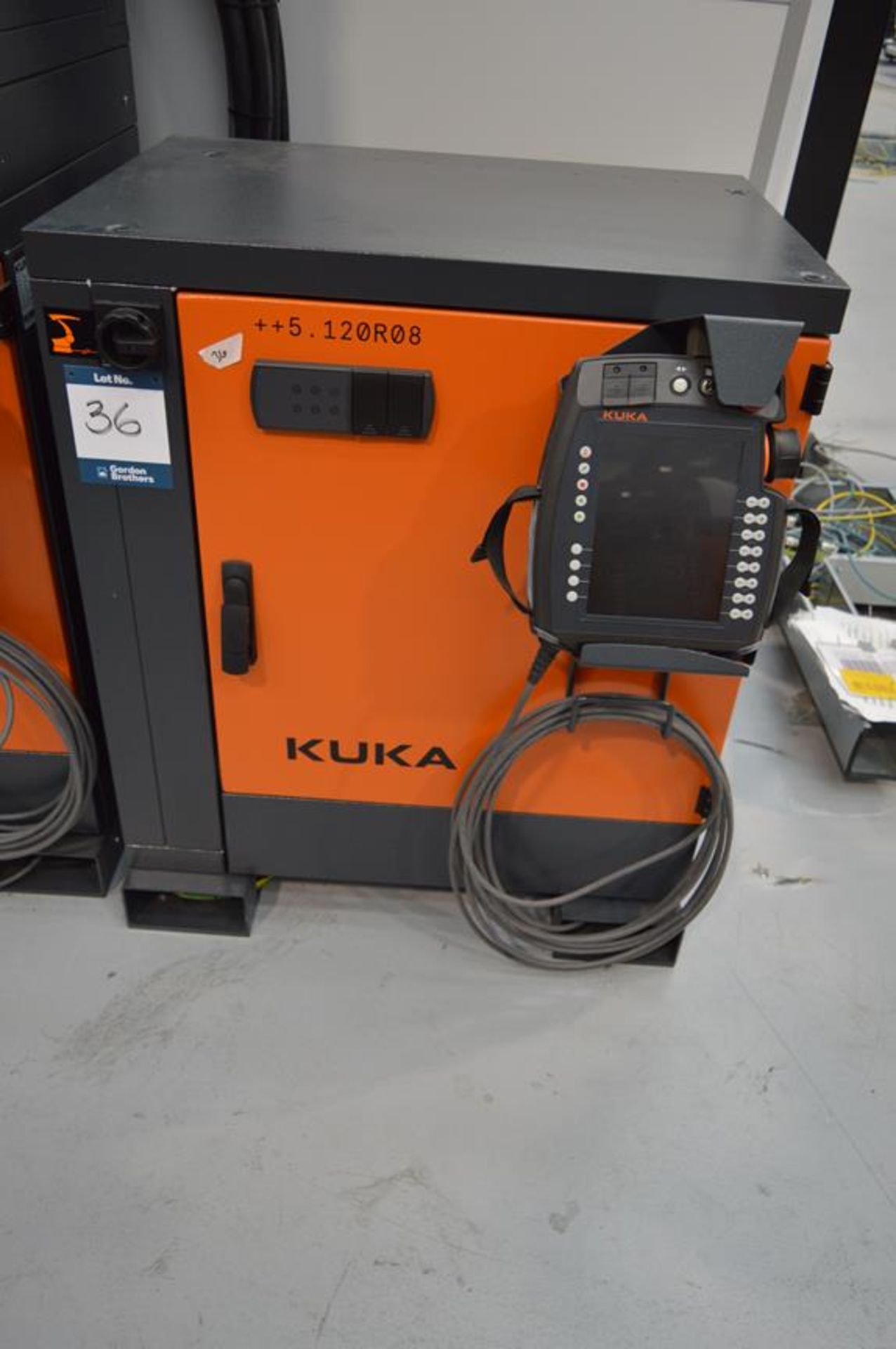 Kuka, KR280/R3080 FLR six axis robot on extended pedestal, Serial No. 4380894 (DOM: 2021) with KR C4 - Image 4 of 5