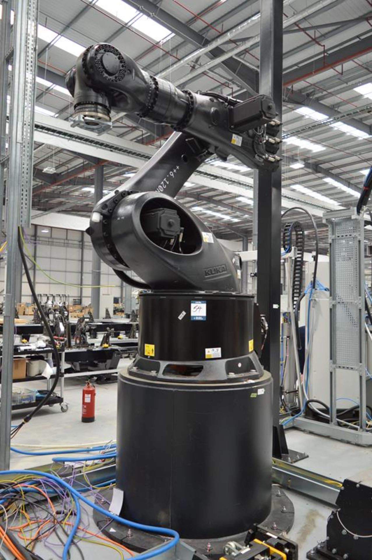 Kuka, KR280/R3080 FLR six axis robot on extended pedestal, Serial No. 4380878 (DOM: 2021) with KR C4 - Image 3 of 6