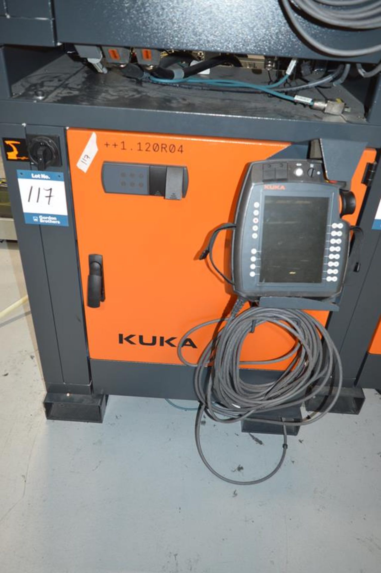 Kuka, KR360 R2830 FLR six axis robot on extended pedestal, Serial No. 4380685 (DOM: 2021) with KR C4 - Image 4 of 5