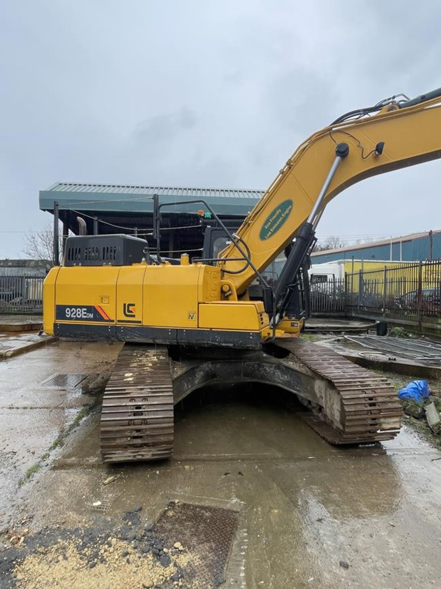 Liugong CLG928E 28.6-Ton Operating Mass Tracked Excavator S/No. LDM928EZHLP040126 (YOM: 2020), Run - Bild 2 aus 12