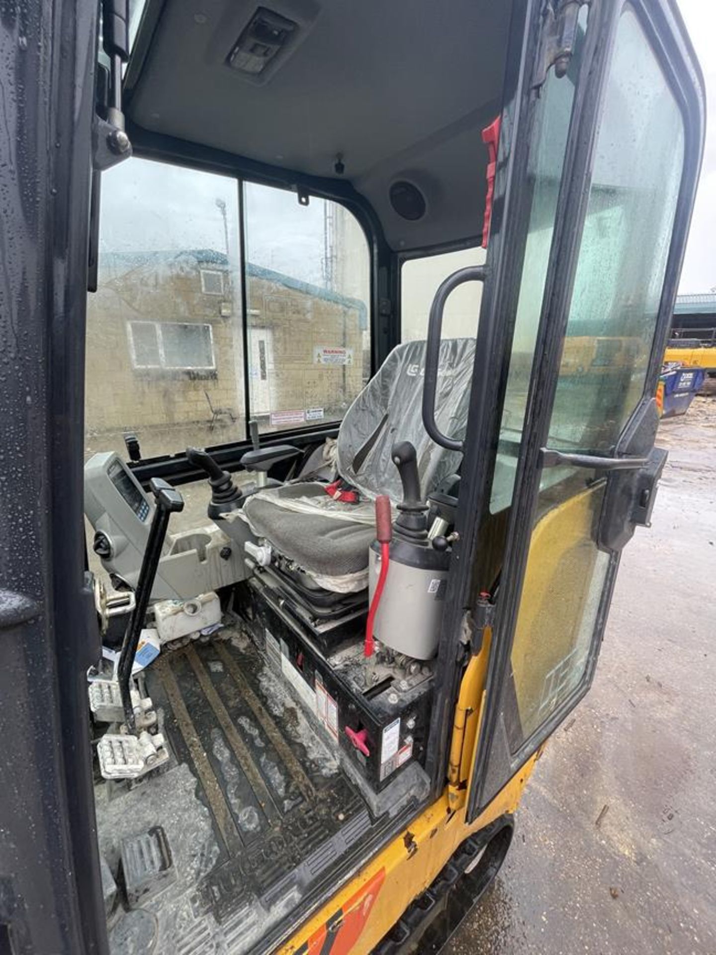 Liugong 9018F 1.9-Ton Hydraulic Mini Excavator S/No. LGC9018FVL0257691 (YOM: 2020), Run Hours: 446. - Bild 8 aus 17