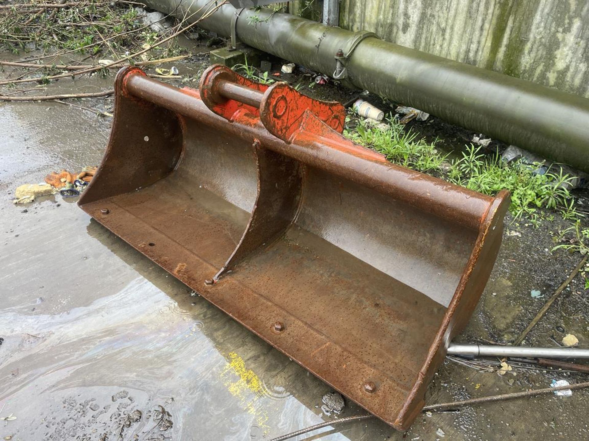 Compartmentalised Excavator Bucket, 1.4x0.5m