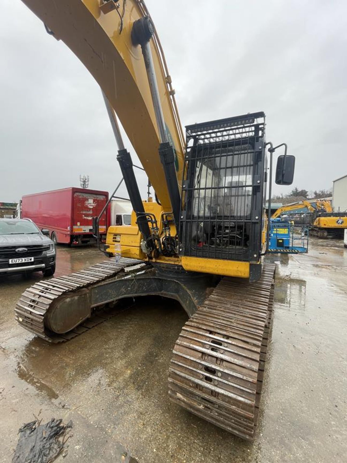 Liugong CLG928E 28.6-Ton Operating Mass Tracked Excavator S/No. LDM928EZKLP040134 (YOM: 2021), Run - Bild 8 aus 15