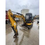 Liugong CLG9035E 4.3-Ton Operating Mass Hydraulic Mini Excavator S/No. LGC9035ELLC255806 (YOM: