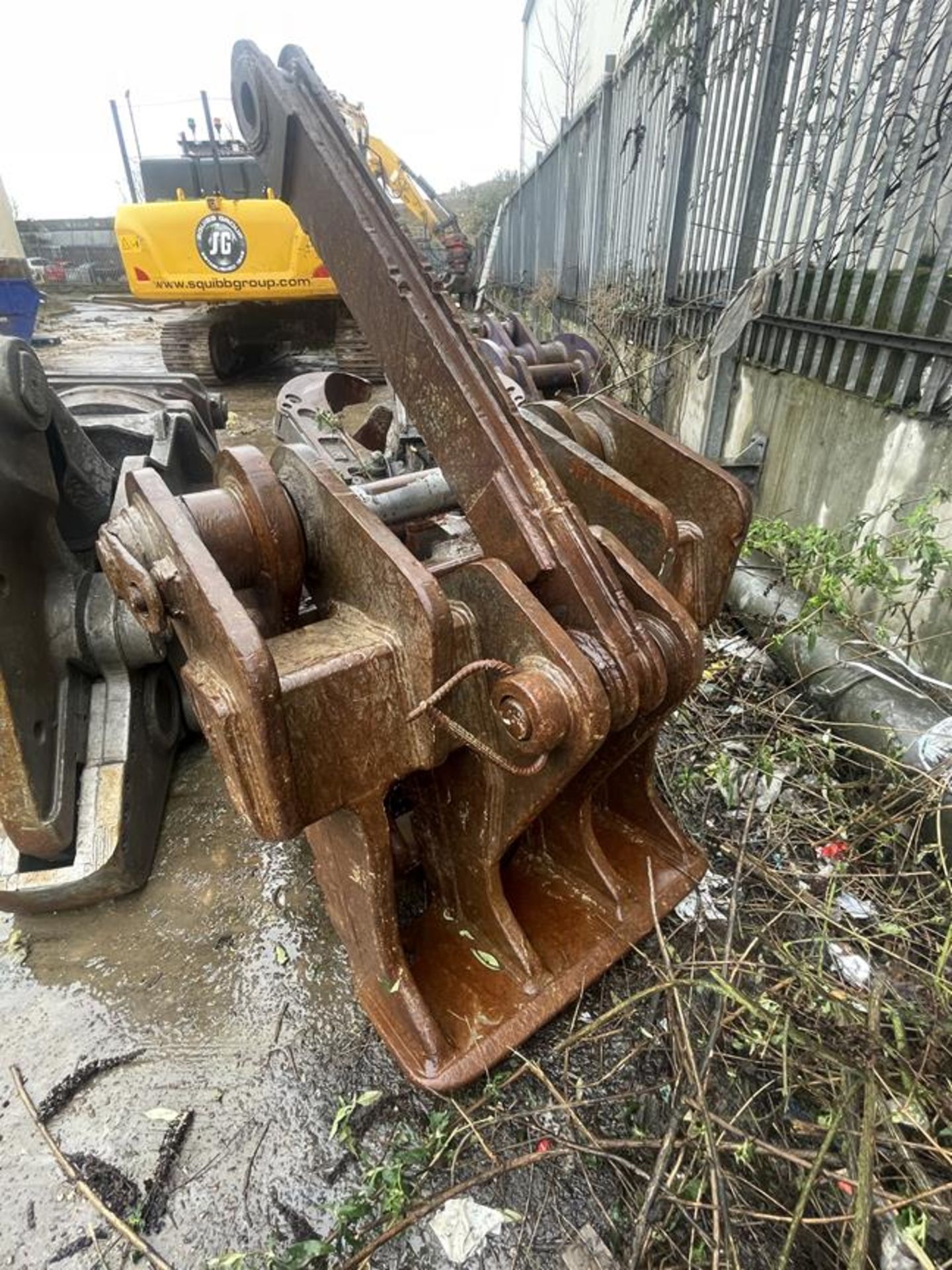 Manual Concrete Pulveriser Attachment with Link Arm - Image 3 of 8