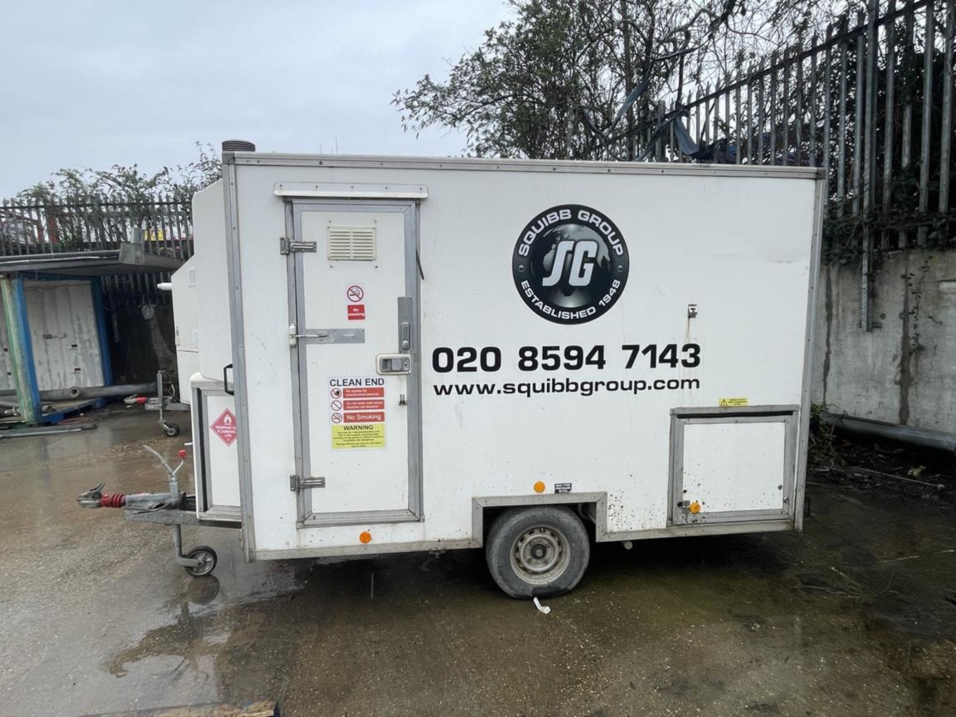 Unbadged Trailer Welfare Unit