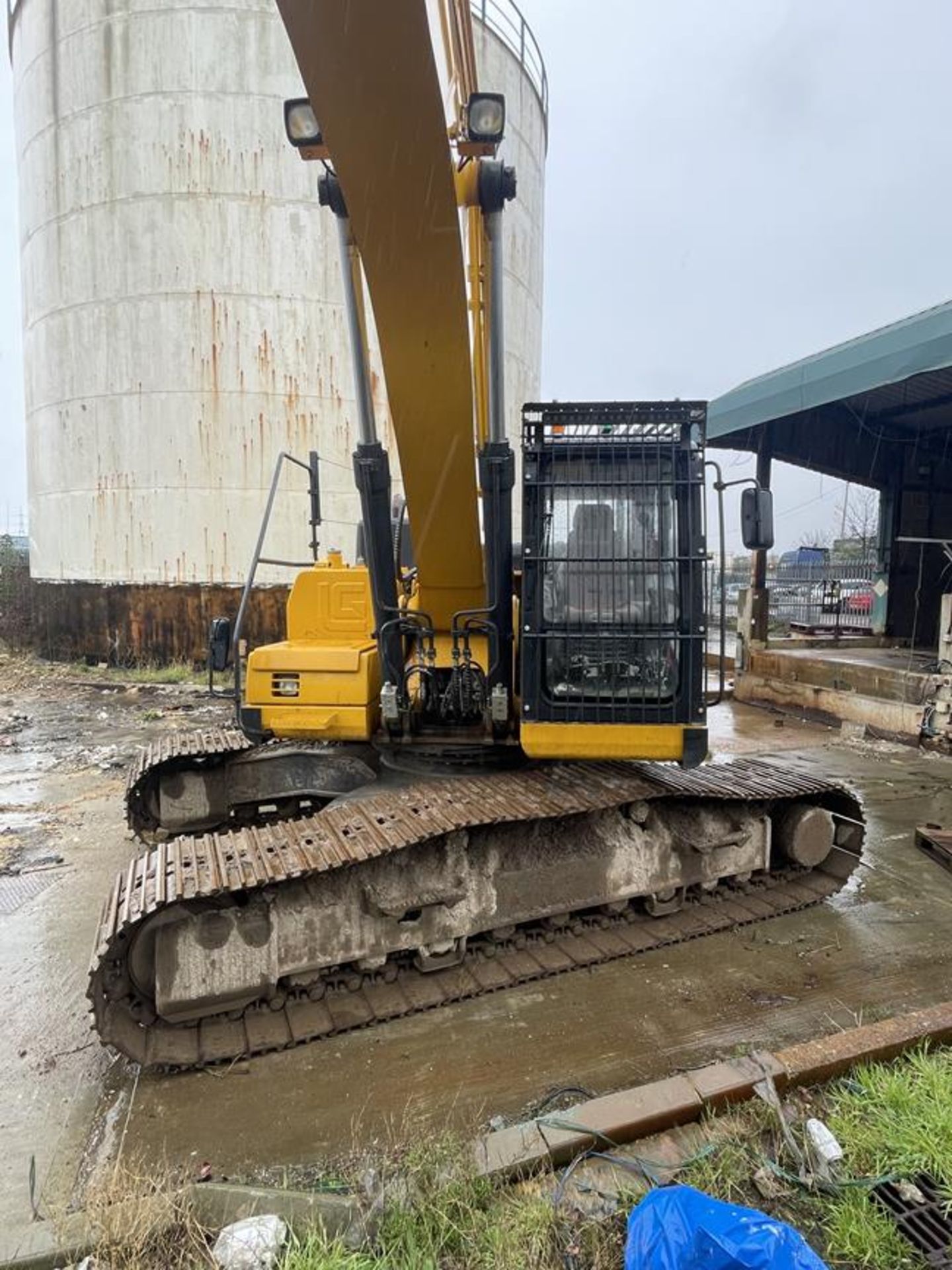 Liugong CLG928E 28.6-Ton Operating Mass Tracked Excavator S/No. LDM928EZHLP040126 (YOM: 2020), Run - Bild 3 aus 12