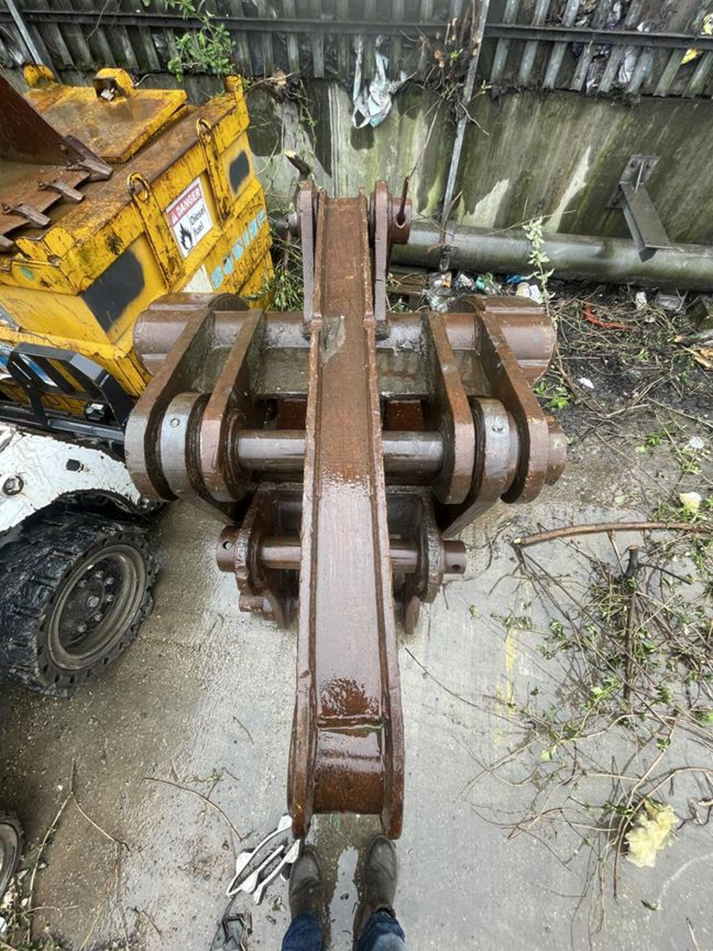 5-Jaw Manual Grab Attachment, 1.4m width with Link Arm - Image 7 of 7