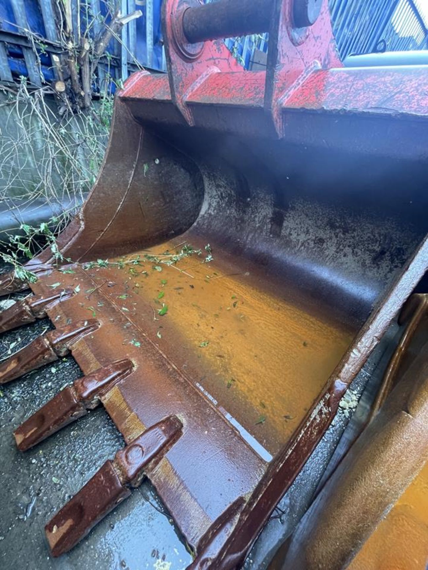 Large Unbadged Excavator Bucket - Image 3 of 7