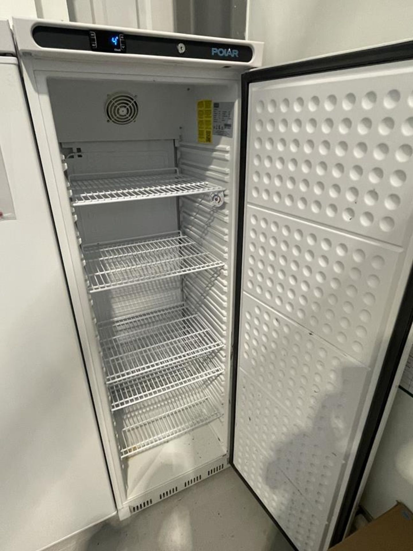 Polar, CD612 upright commercial refrigerator, Serial No. CD61221086132 - Image 2 of 3