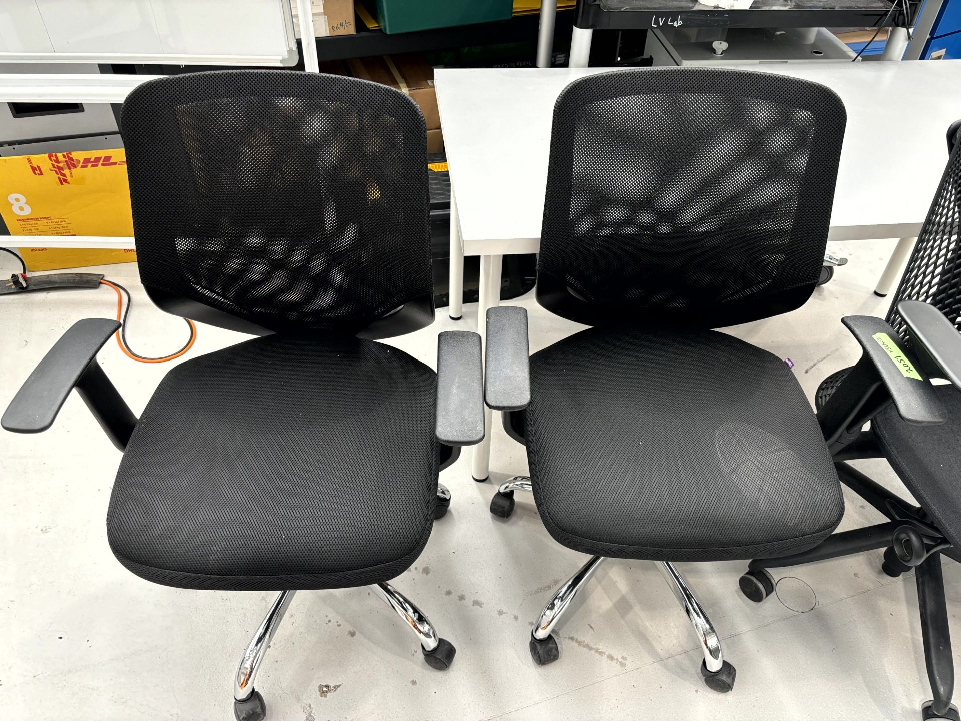 5x (no.) cloth upholstered office chairs, various - Image 2 of 3