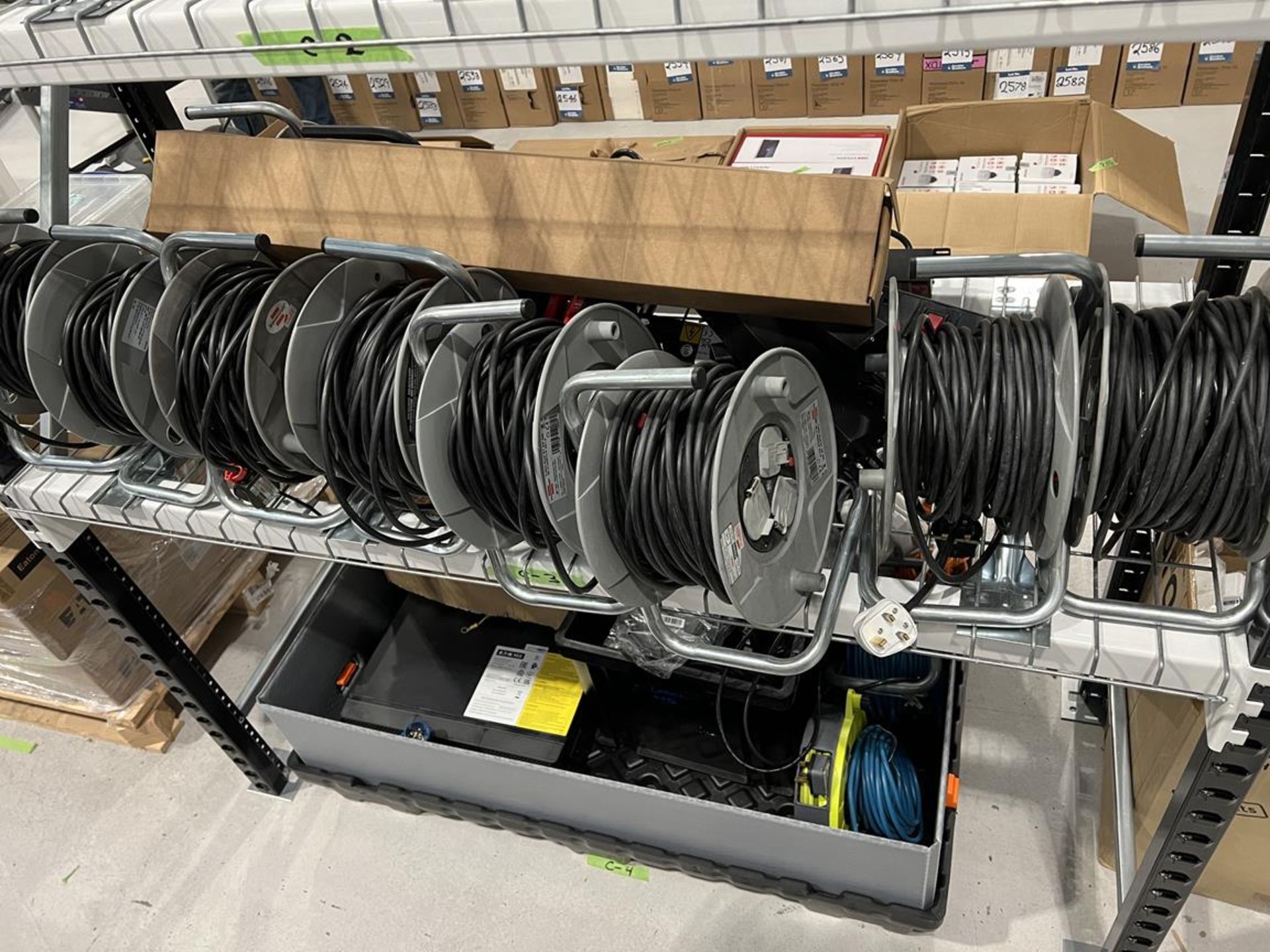 Assortment of power extention leads/cables and reels as lotted - Image 8 of 10
