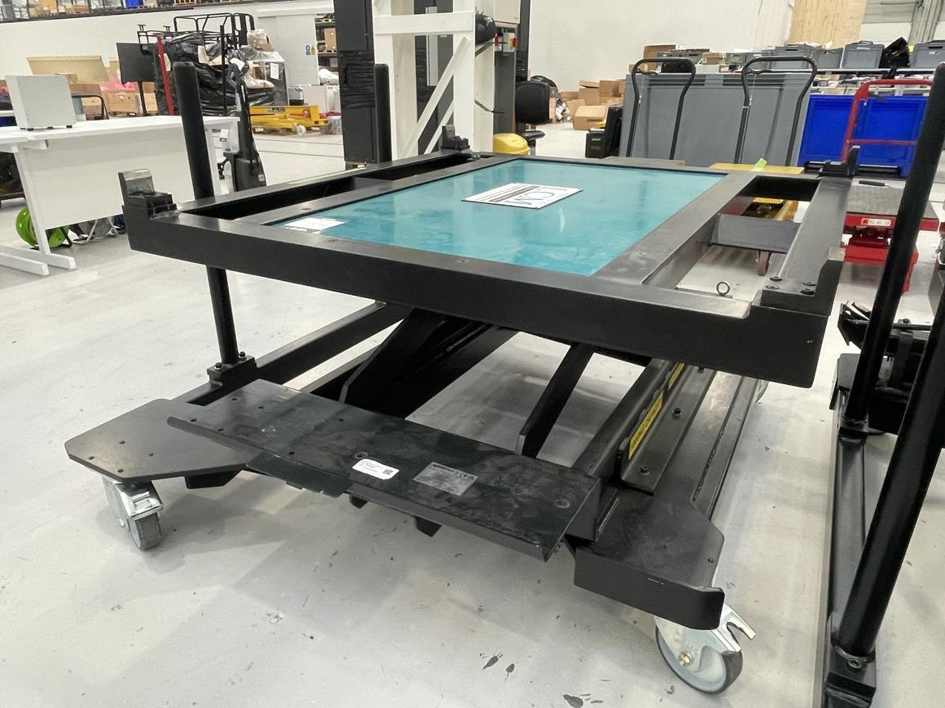 Advanced Handling, SC-1250-S-M-BE hydraulic scissor lift table, approx. 1400X1380mm, Serial No. 2271 - Image 2 of 5