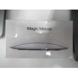 Apple, Magic Mouse MLA02Z/A (boxed and unused)