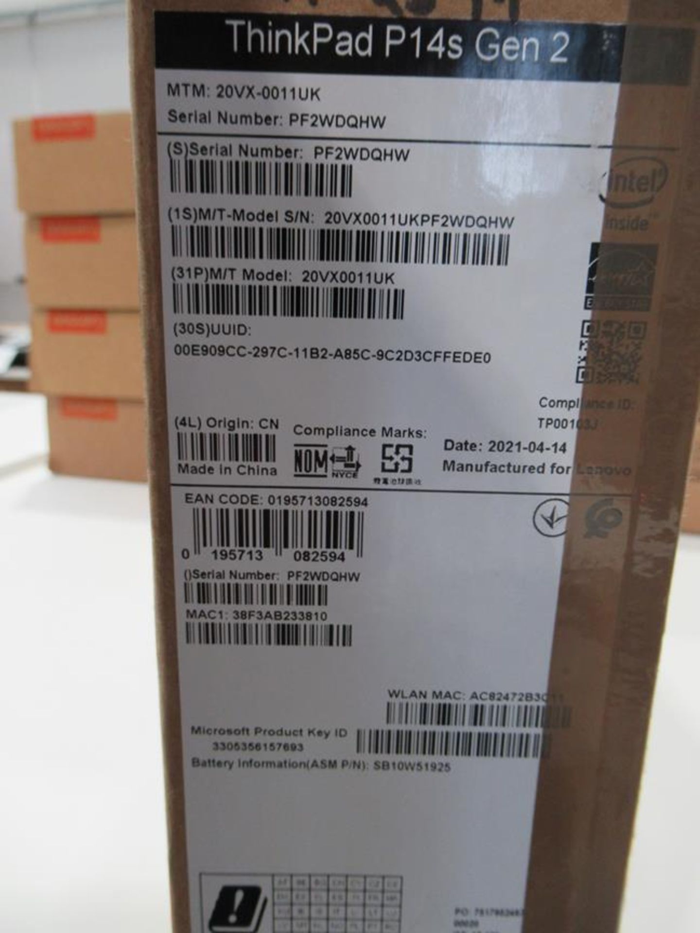 ThinkPad, P14s Gen 2 standard specification (boxed) - Image 2 of 3
