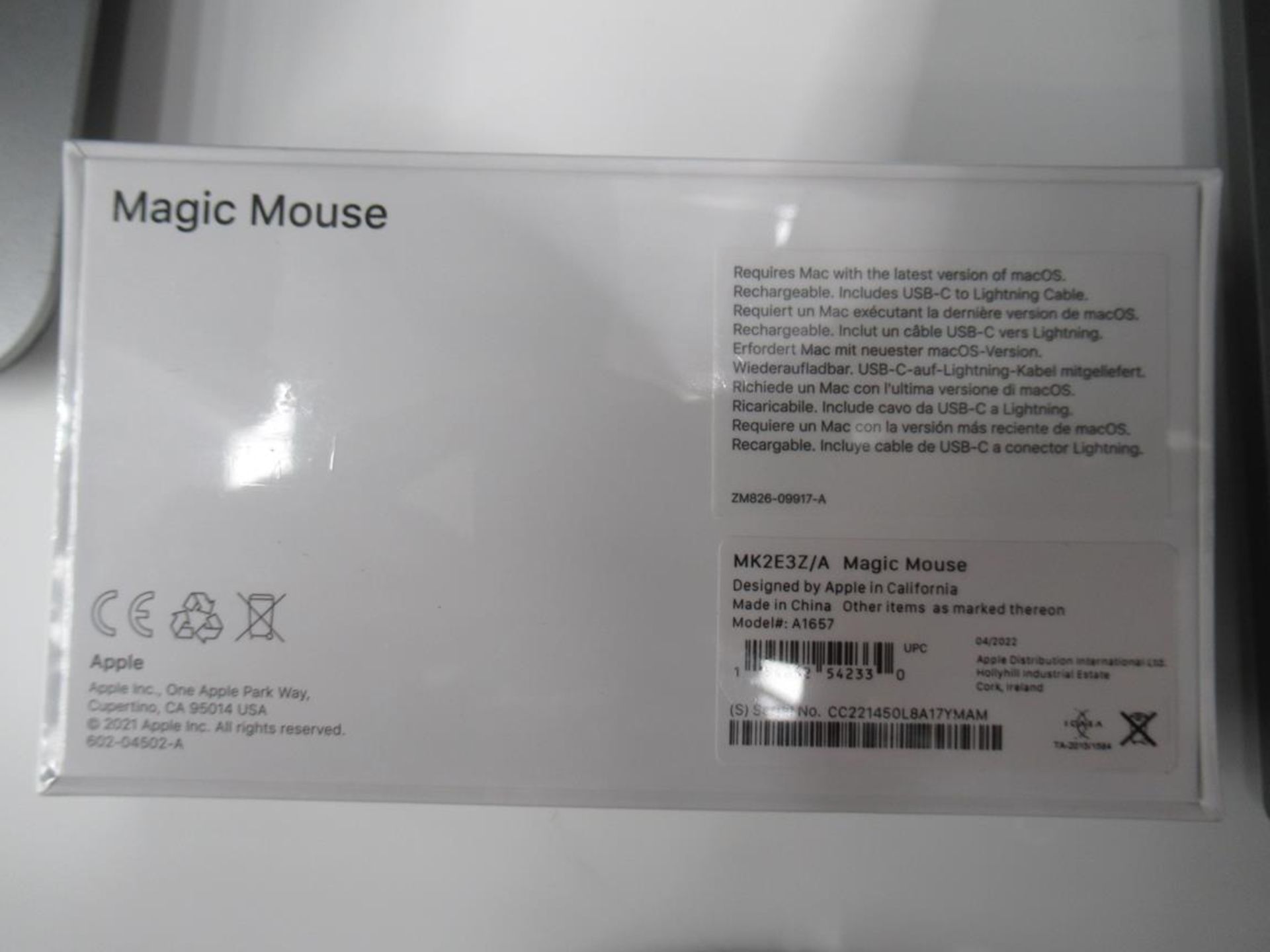 Apple, Magic Mouse MLA02Z/A (boxed and unused) - Image 2 of 3