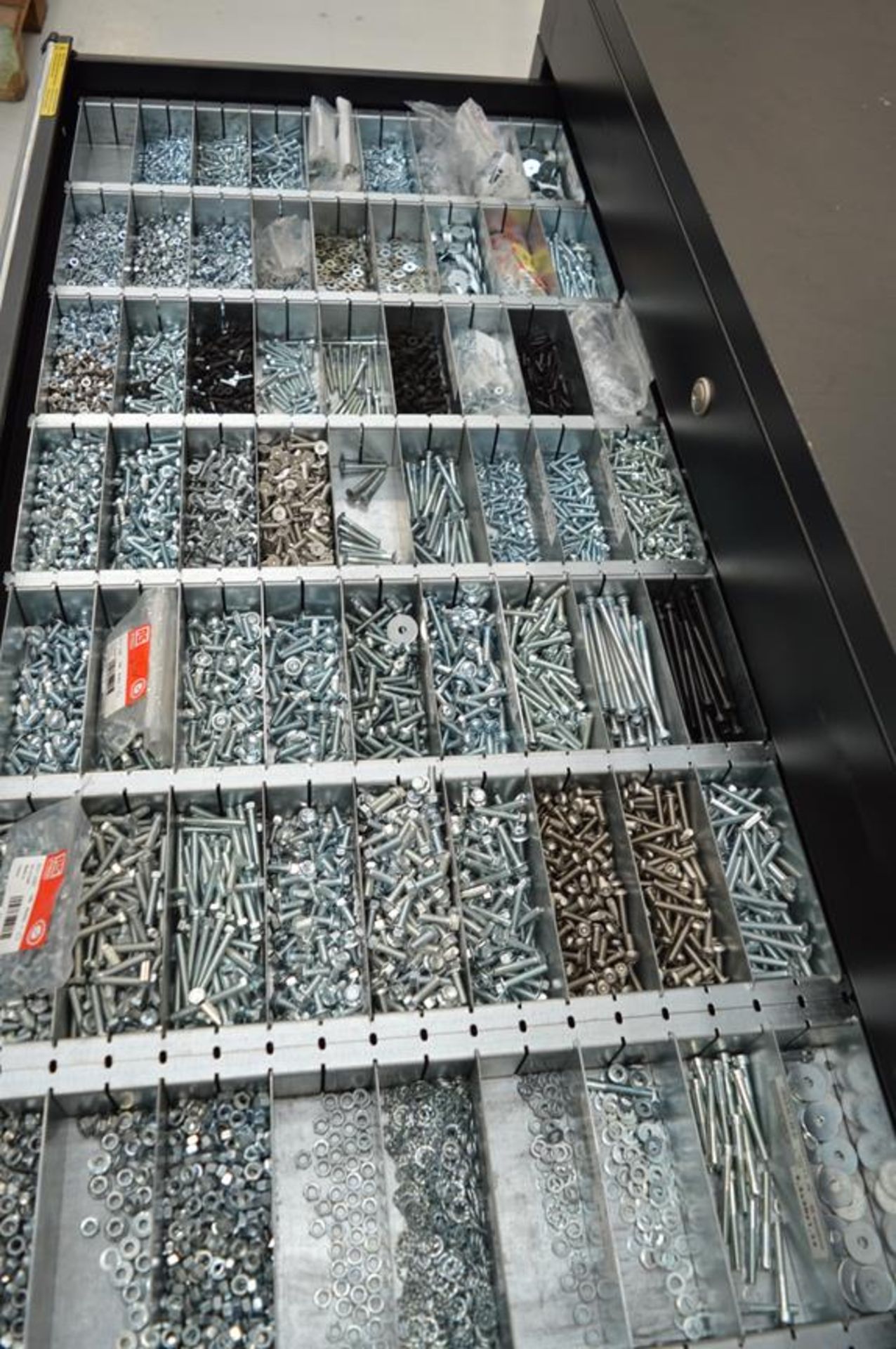 Dura, mobile multidrawer tool chest with assorted fittings, nuts, bolts, studs, washers, etc. - Image 3 of 9