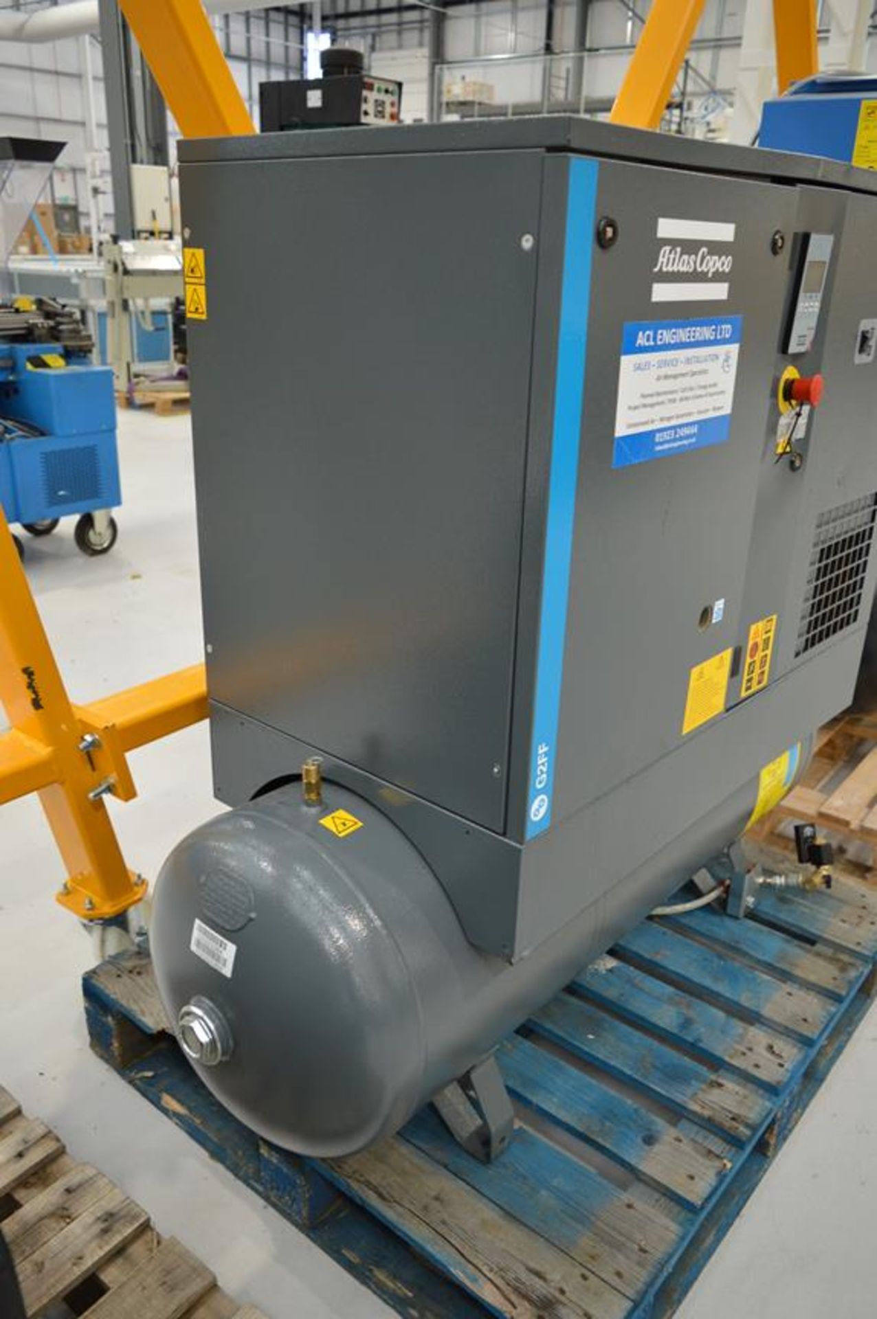 Atlas Copco, G2FF compressor, Serial No. ITJ590994 (DOM: 2022) - Image 3 of 5