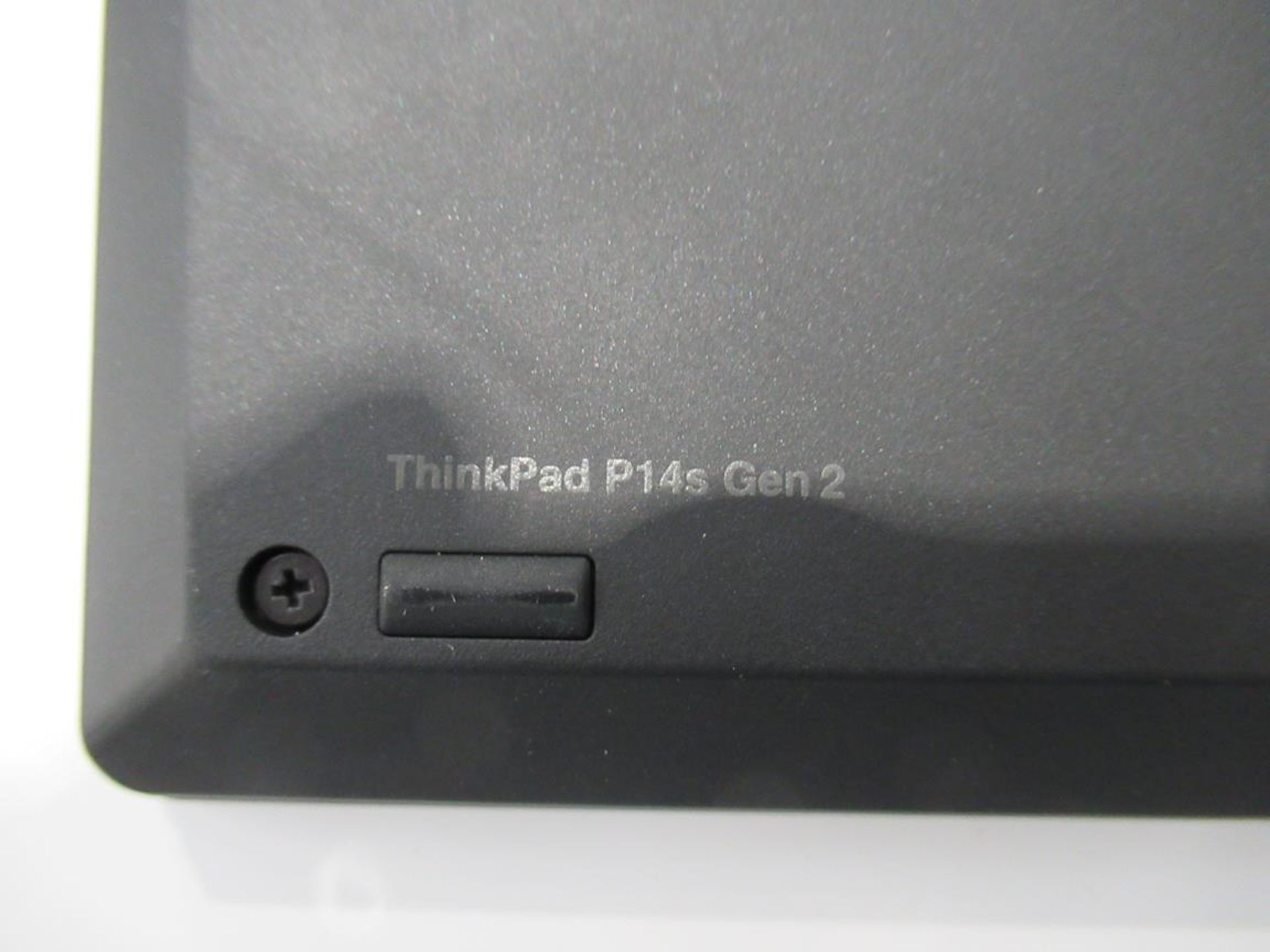 ThinkPad, P14s Gen 2 standard specification - Image 3 of 5