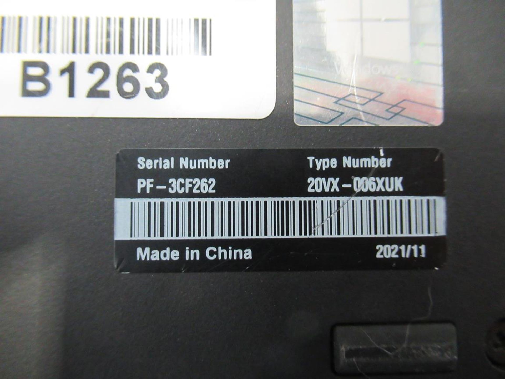 ThinkPad, P14s Gen 2 standard specification - Image 4 of 6
