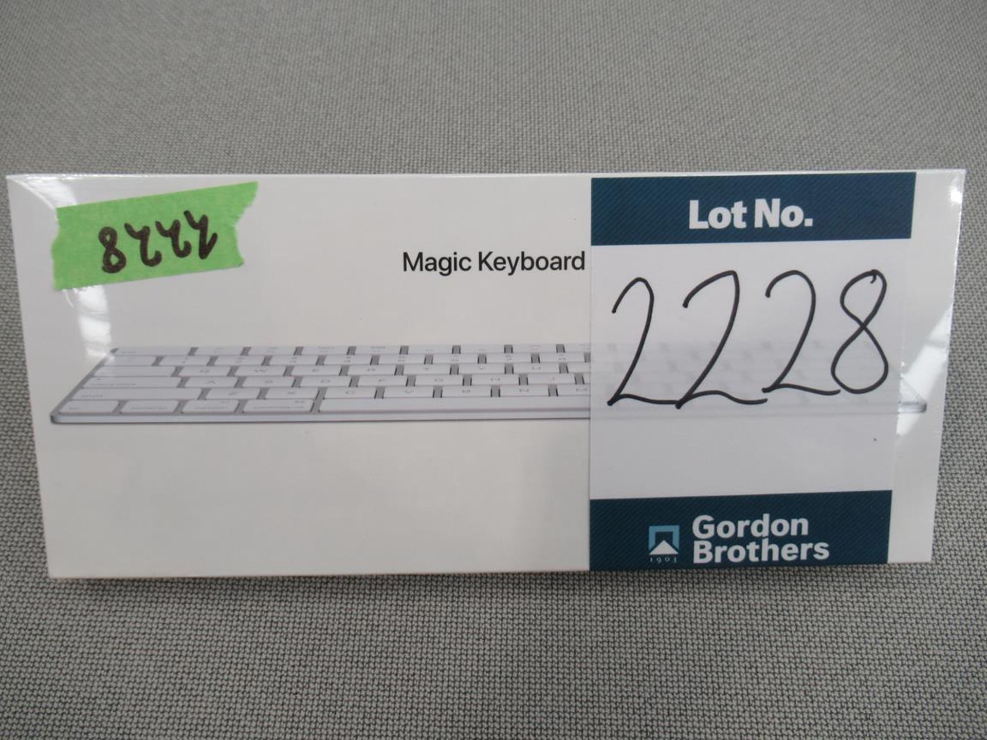 Apple, Magic keyboard (boxed and unused)