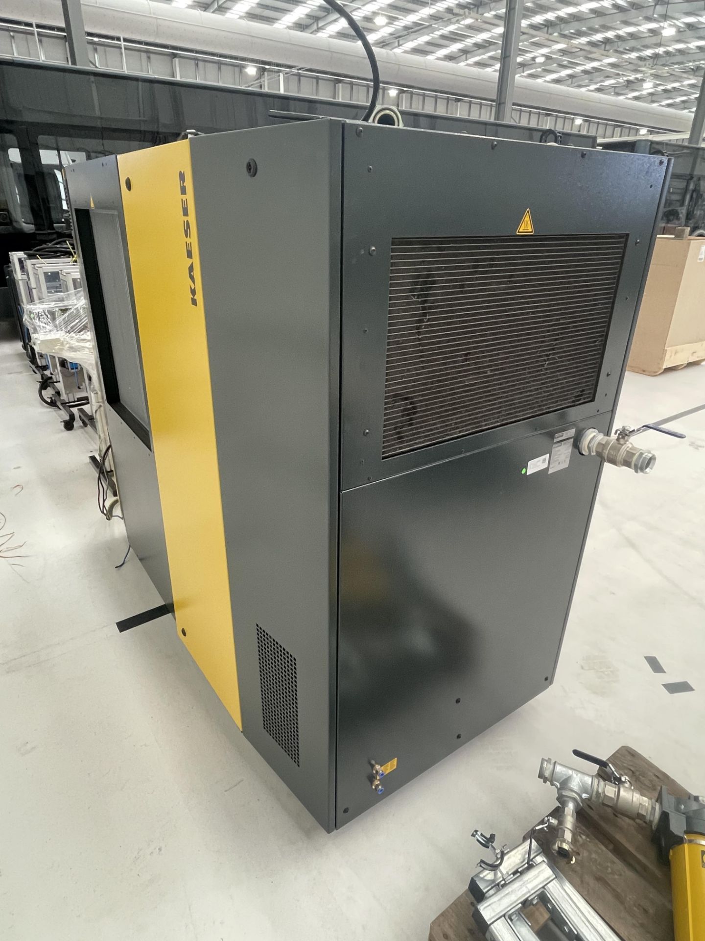 Kaeser, HPC BSD75T packaged air compressor, Serial No. 1128 (DOM: 2022) - Bild 6 aus 7