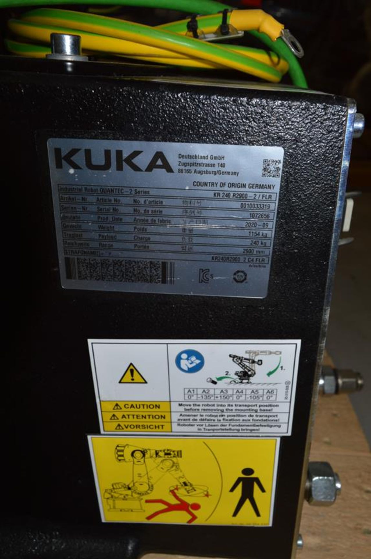 Kuka, KR240 R2900-2/FLR six axis robot, Serial No. 1072656 (DOM: 2020) with KRC4 controller, Serial - Bild 6 aus 7