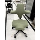 5x (no.) HAG Capisco, 8106 ergonomic office chairs, fabric upholstered