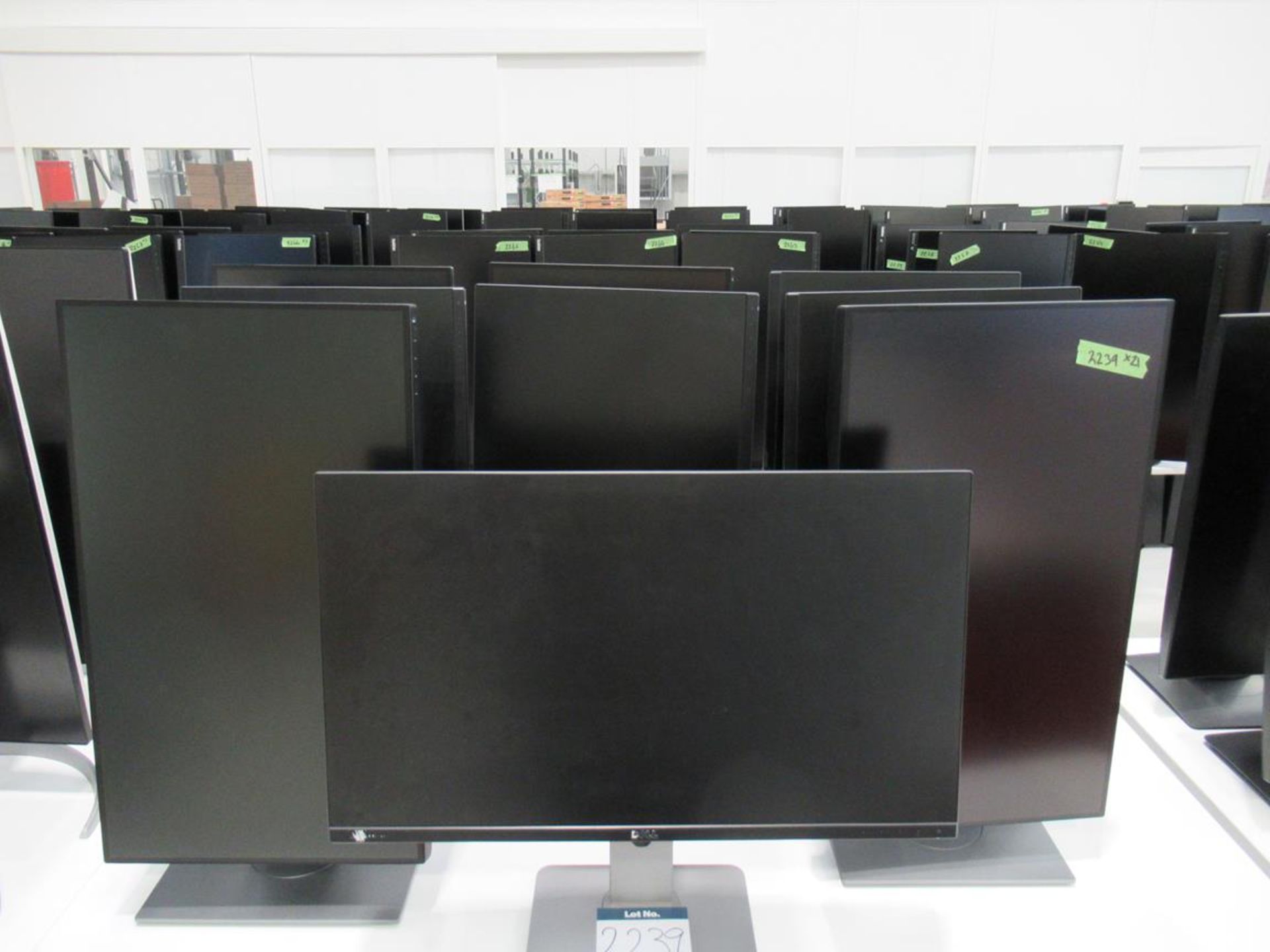 21x (no.) Dell, U2717D and U2715H flat panel monitor