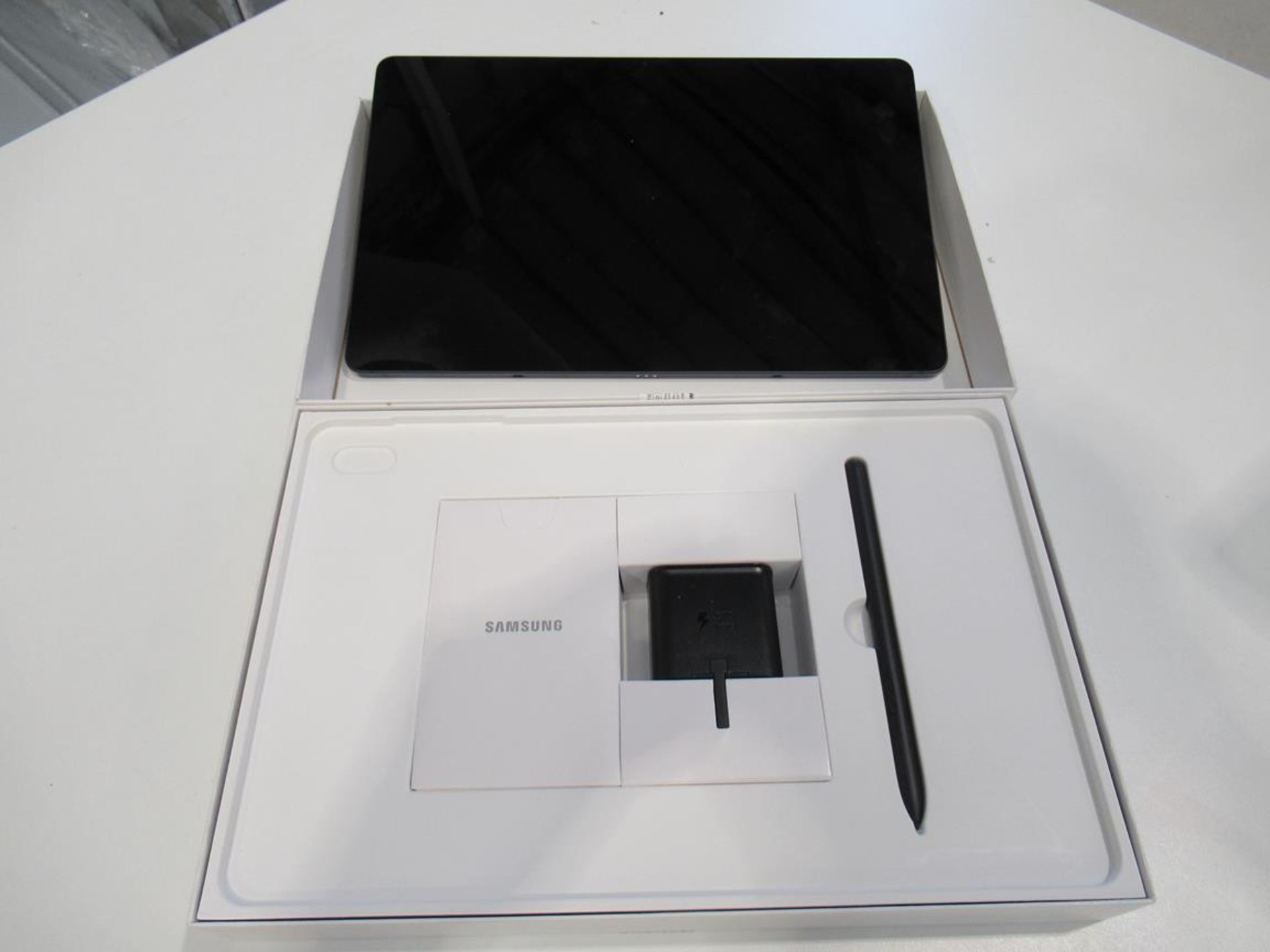 Samsung, Galaxy S7FE 5G tablet (boxed) - Image 3 of 4