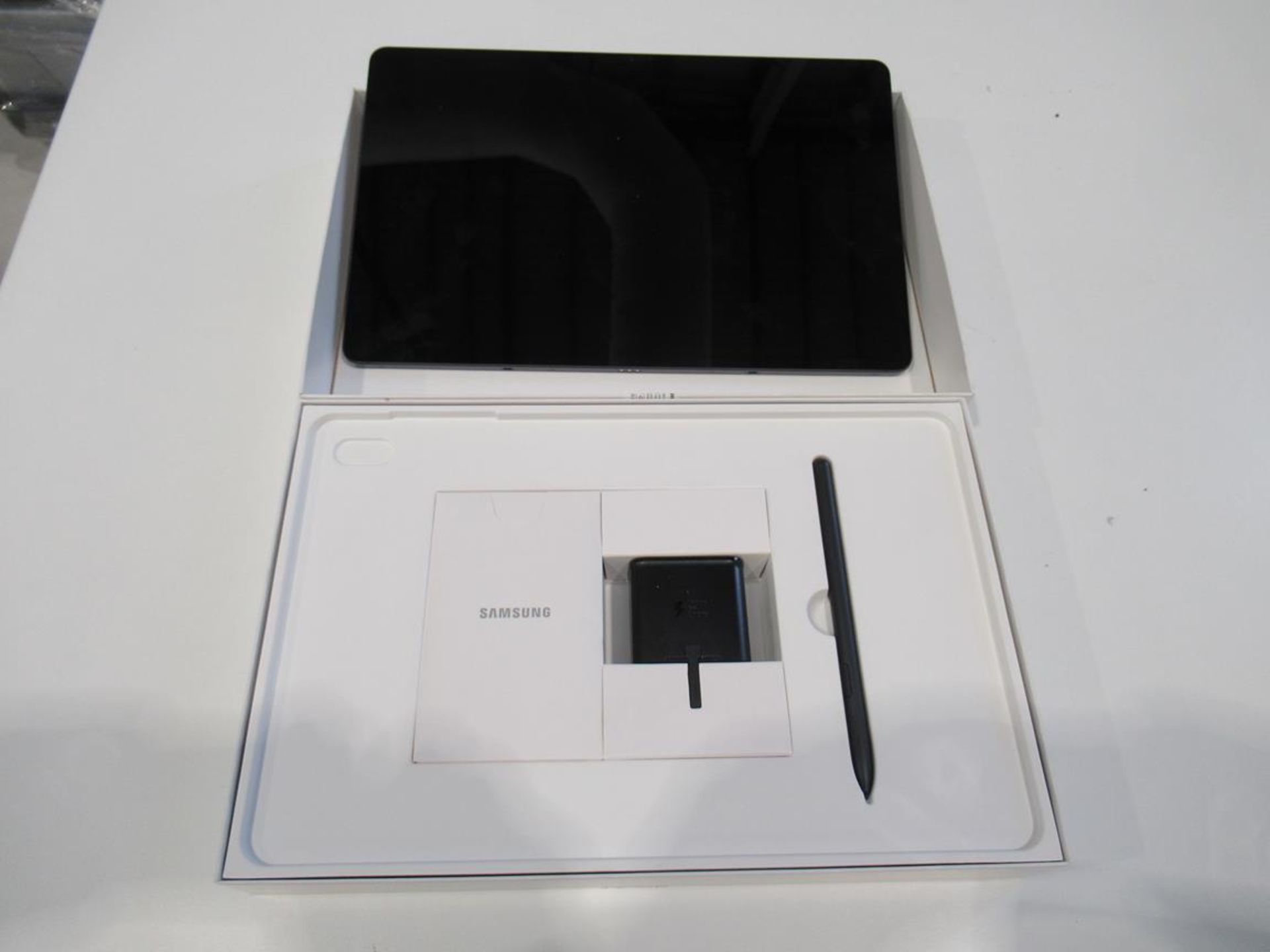 Samsung, Galaxy S7FE 5G tablet (boxed) - Image 3 of 4