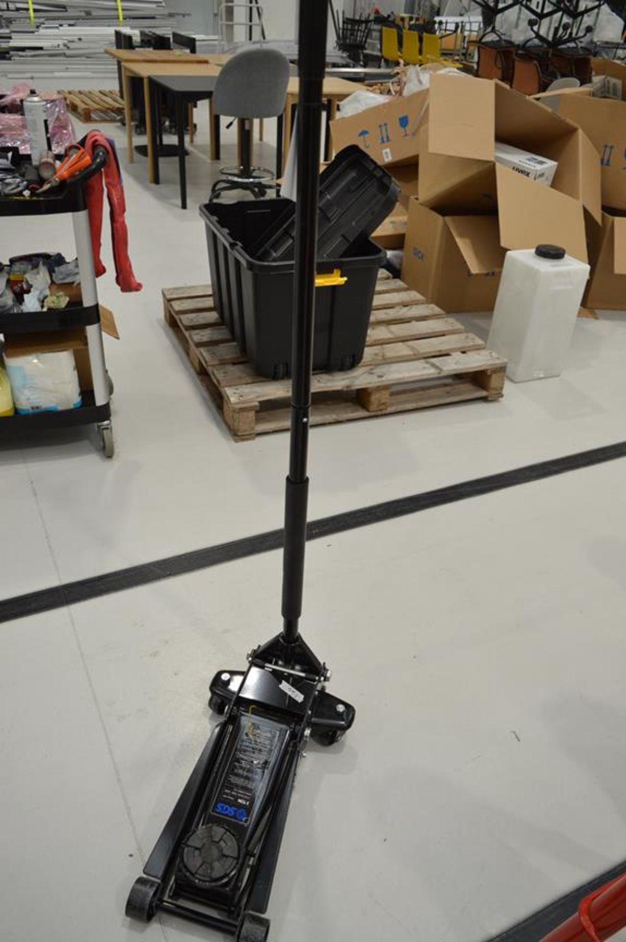 SGS, TJ3X 3T hydraulic trolley jack