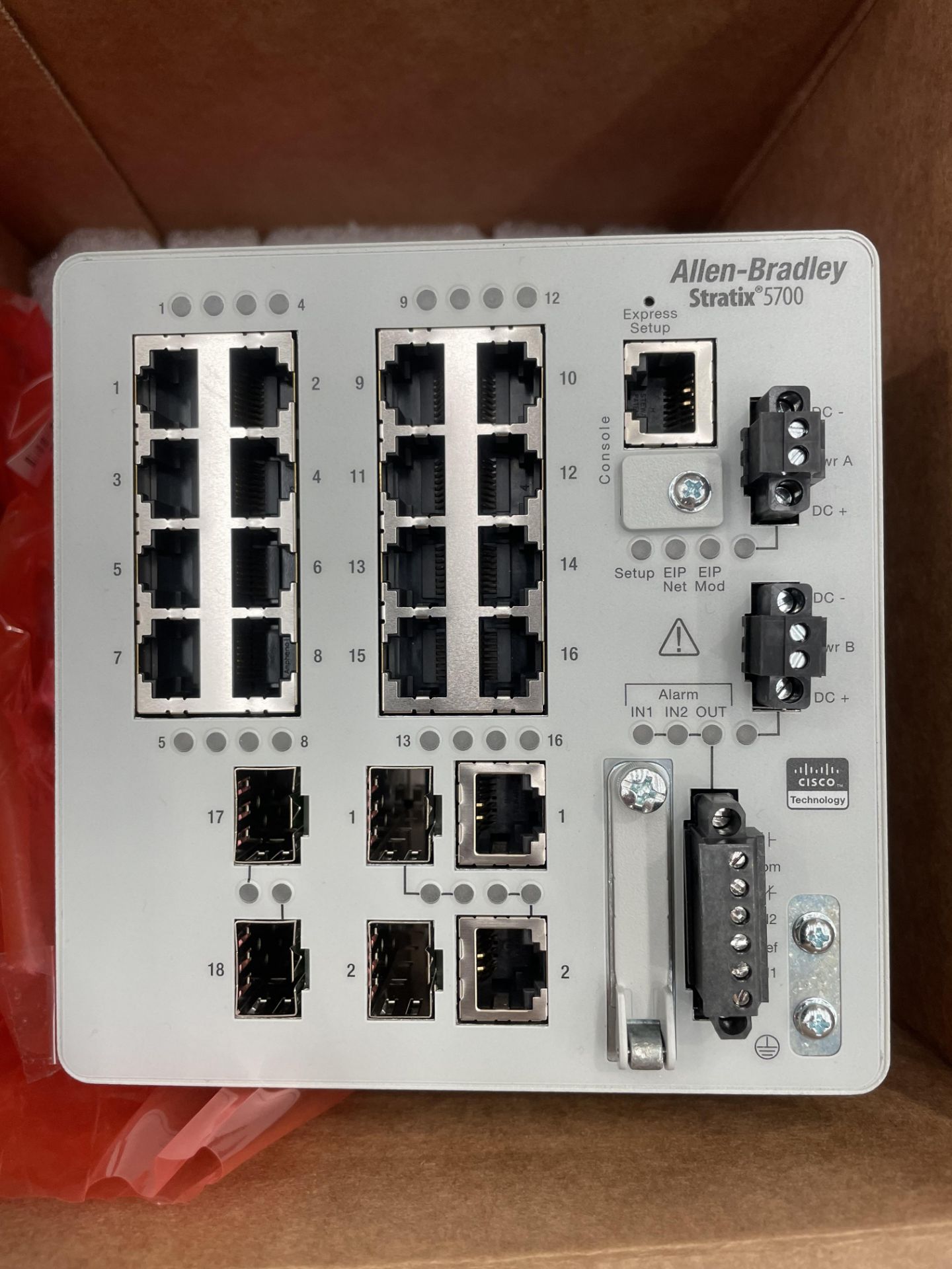 8x (no.) Allen-Bradley, Stratix5700 ethernet management switch (boxed and unused) - Image 2 of 3