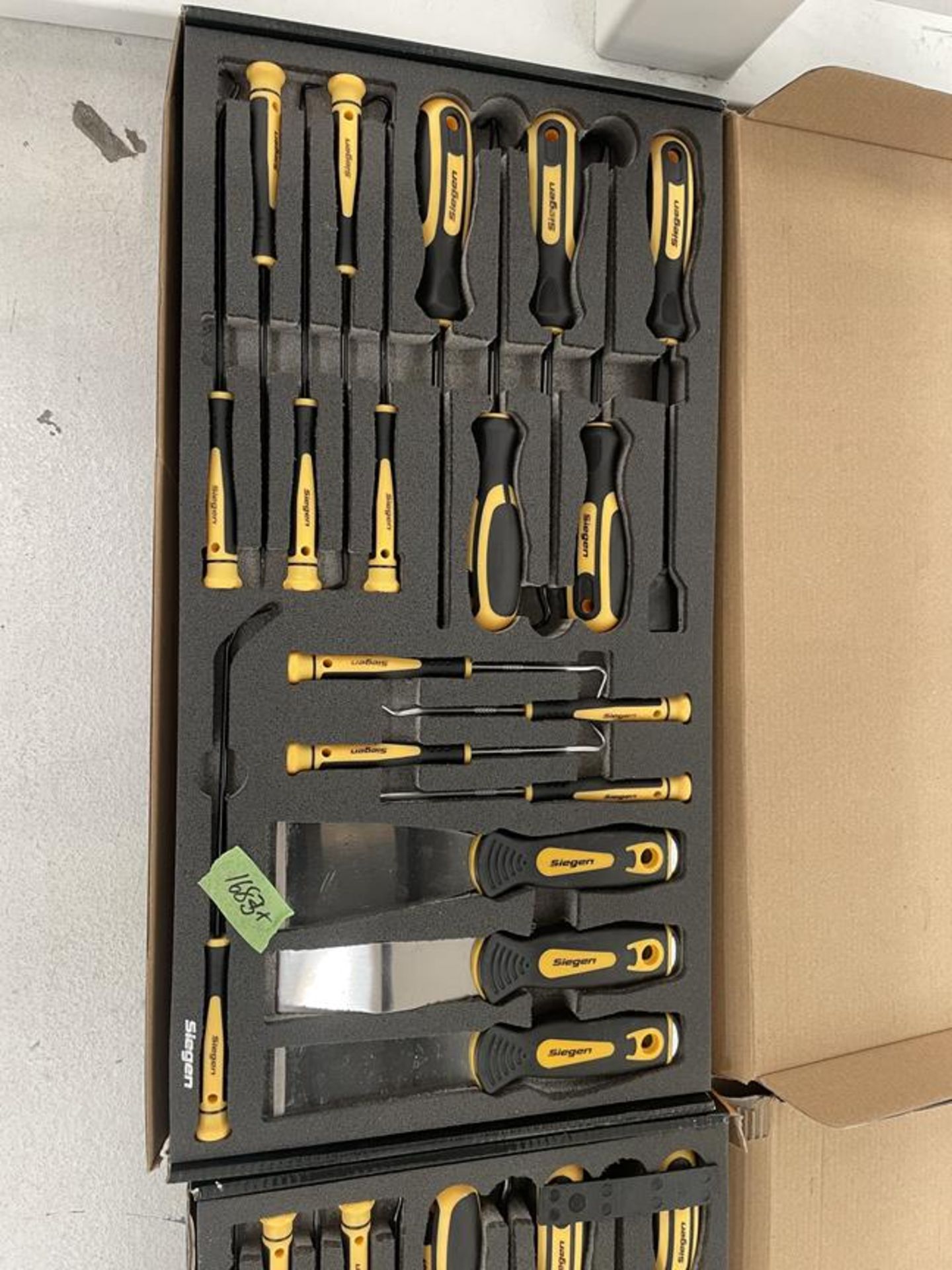 2x (no.) Siegen, 18 piece hook and scraper sets - Image 2 of 3