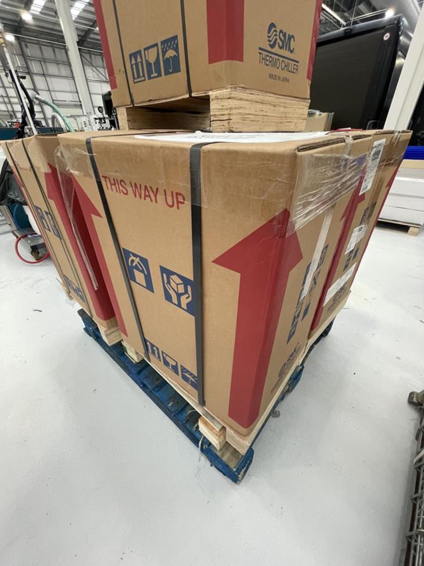 SMC, HRS024-AF-20 thermo chiller, Serial No. AO767 (DOM: 2021) (boxed and unused)