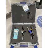Druck DPI 705E digital handheld pressure indicator set with case