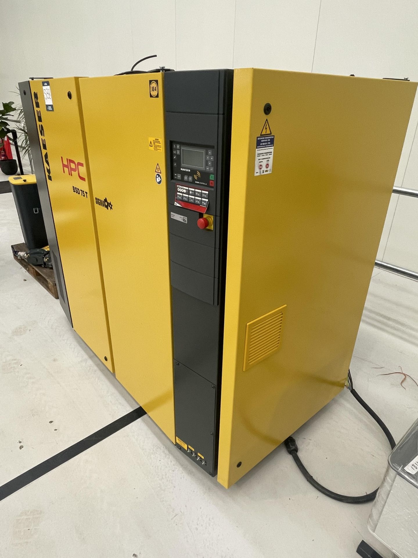 Kaeser, HPC BSD75T packaged air compressor, Serial No. 1128 (DOM: 2022) - Image 3 of 7