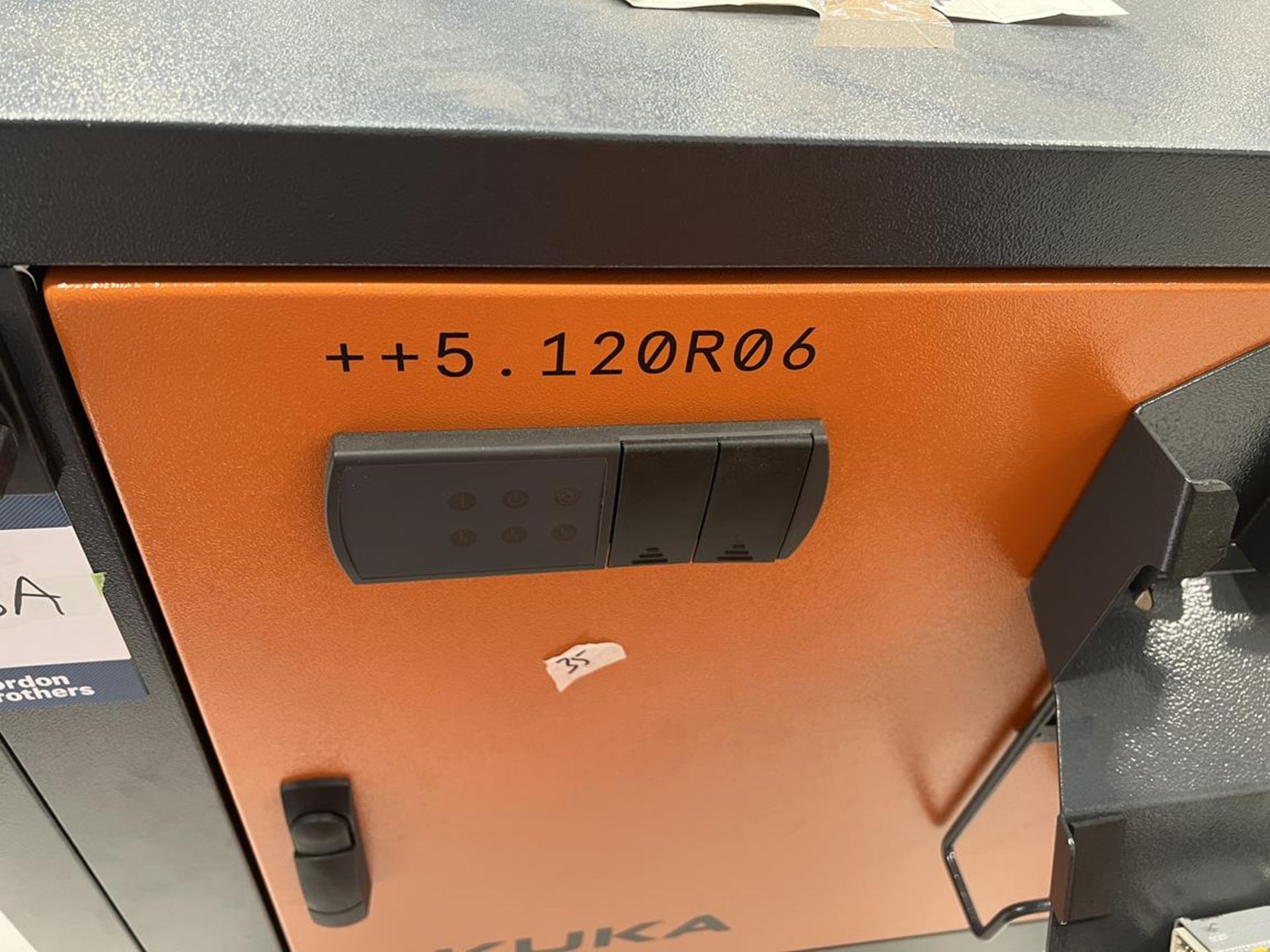 Kuka, KR280 R3080FLR six axis robot on extended pedestal, Serial No. 4380723 (DOM: 2021) with KRC4 c - Image 9 of 11