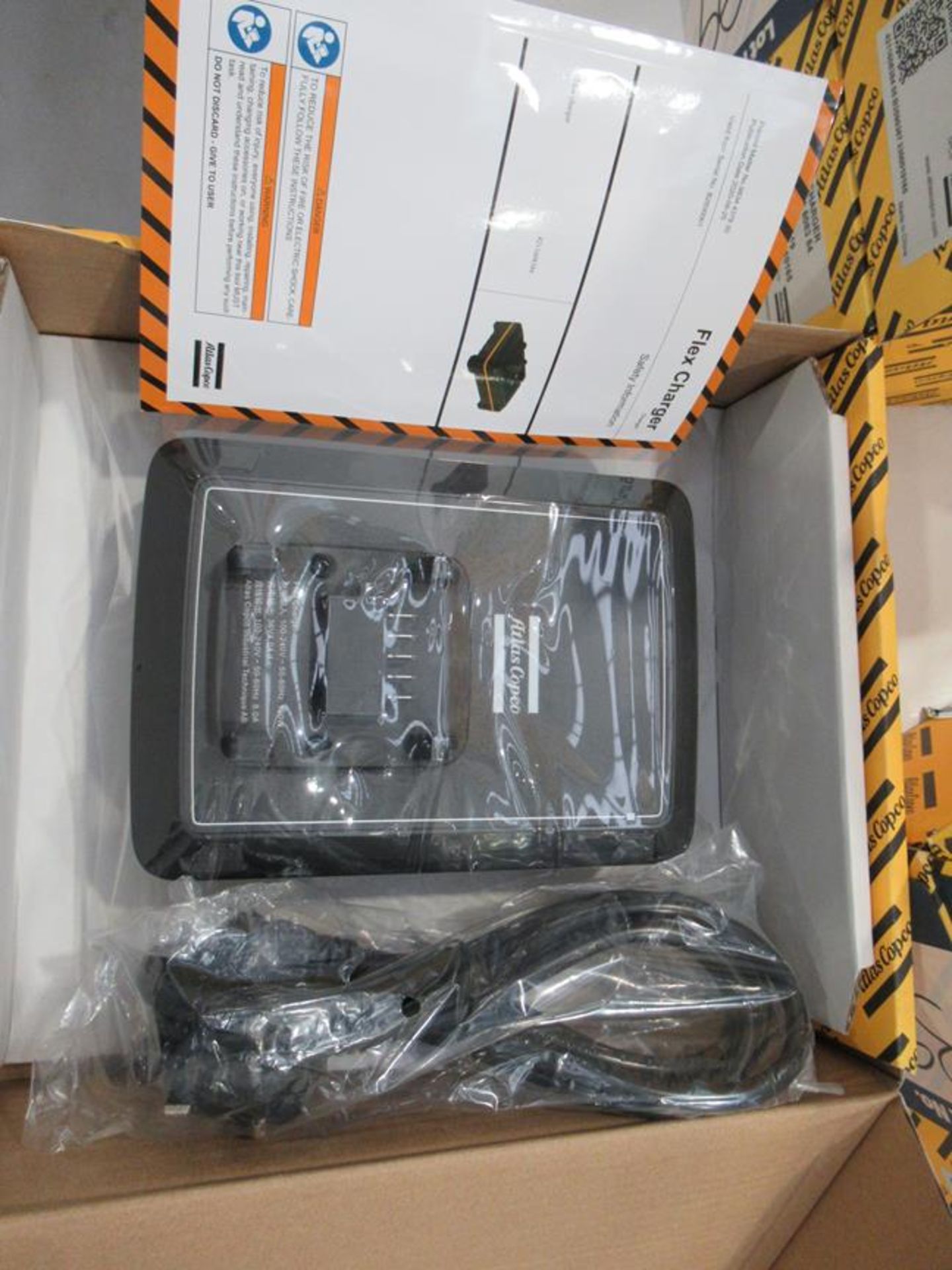 4x (no.) Atlas Copco, flex charger, Article No. 4211 6083 84 (boxed and unused) - Image 3 of 3