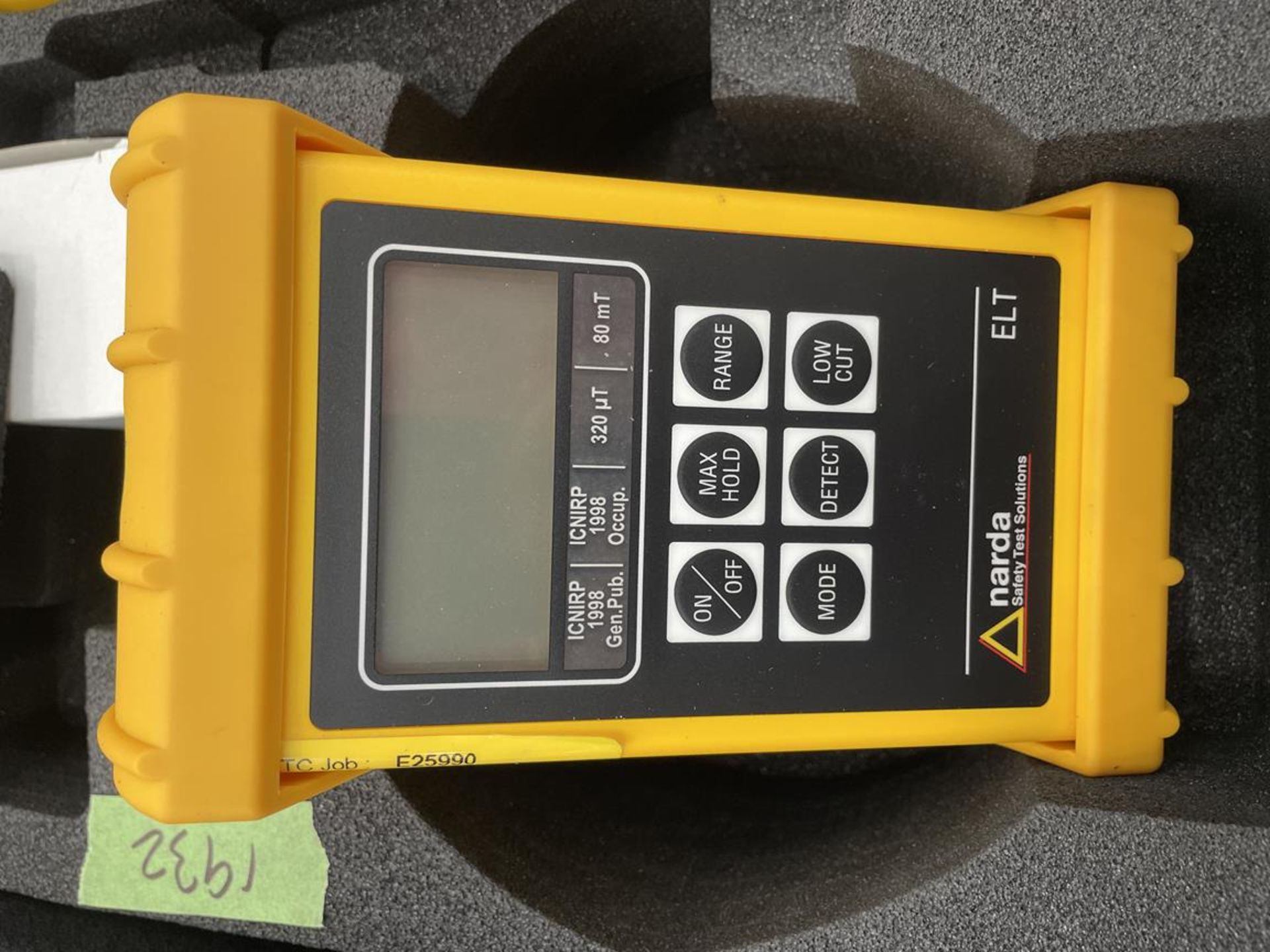 Narda, ELT-400 electric field exposure level tester - Image 2 of 6