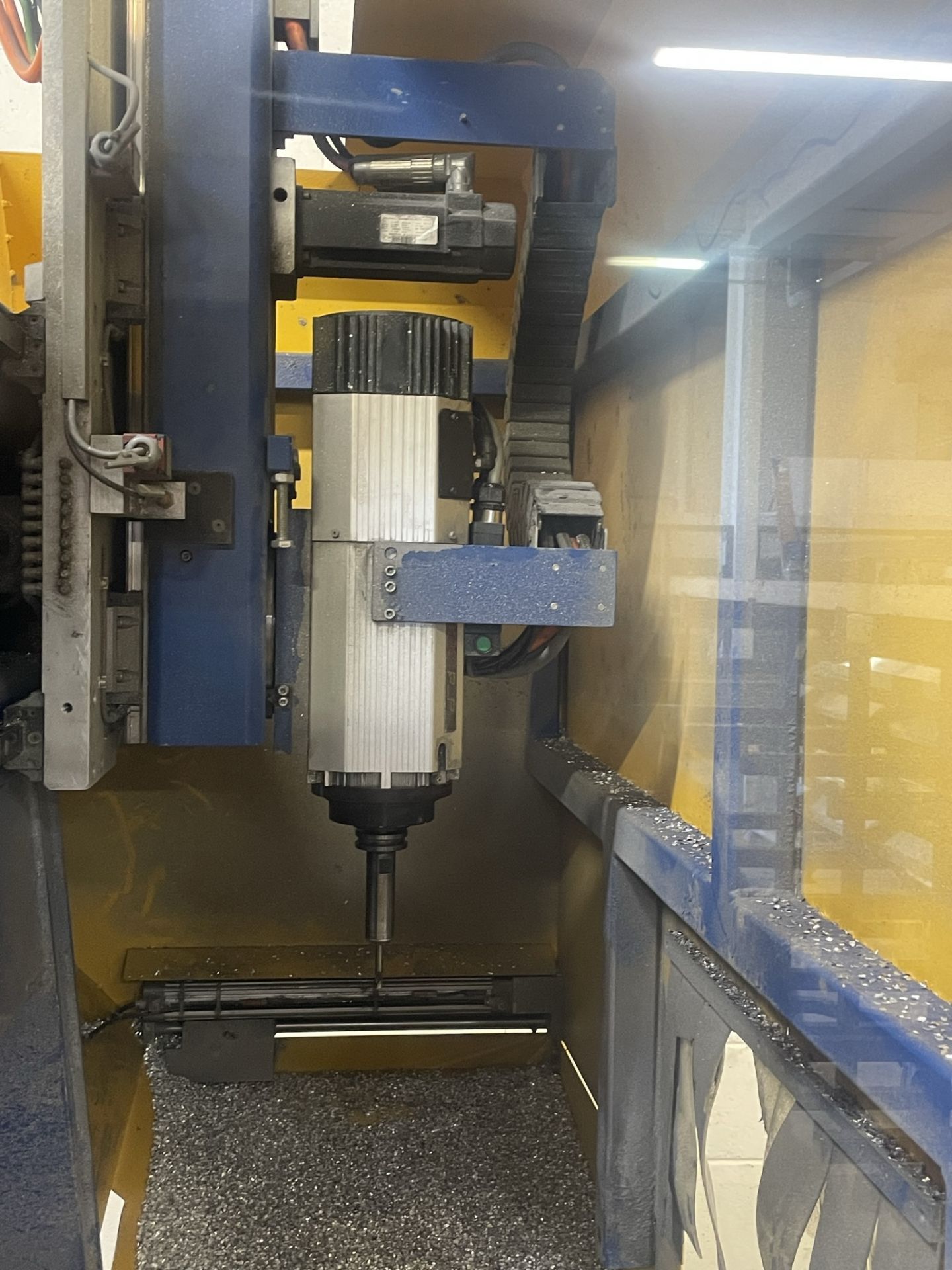 Schuco, PBX AL-7200 single spindle CNC profile machine centre, Serial No. 280863 (DOM: 2008) with - Image 6 of 11