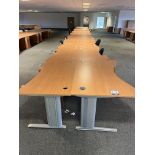 14x (no.) shaped front light oak veneer desks, 7x (no.) rectangular light oak desks, 17x (no.)