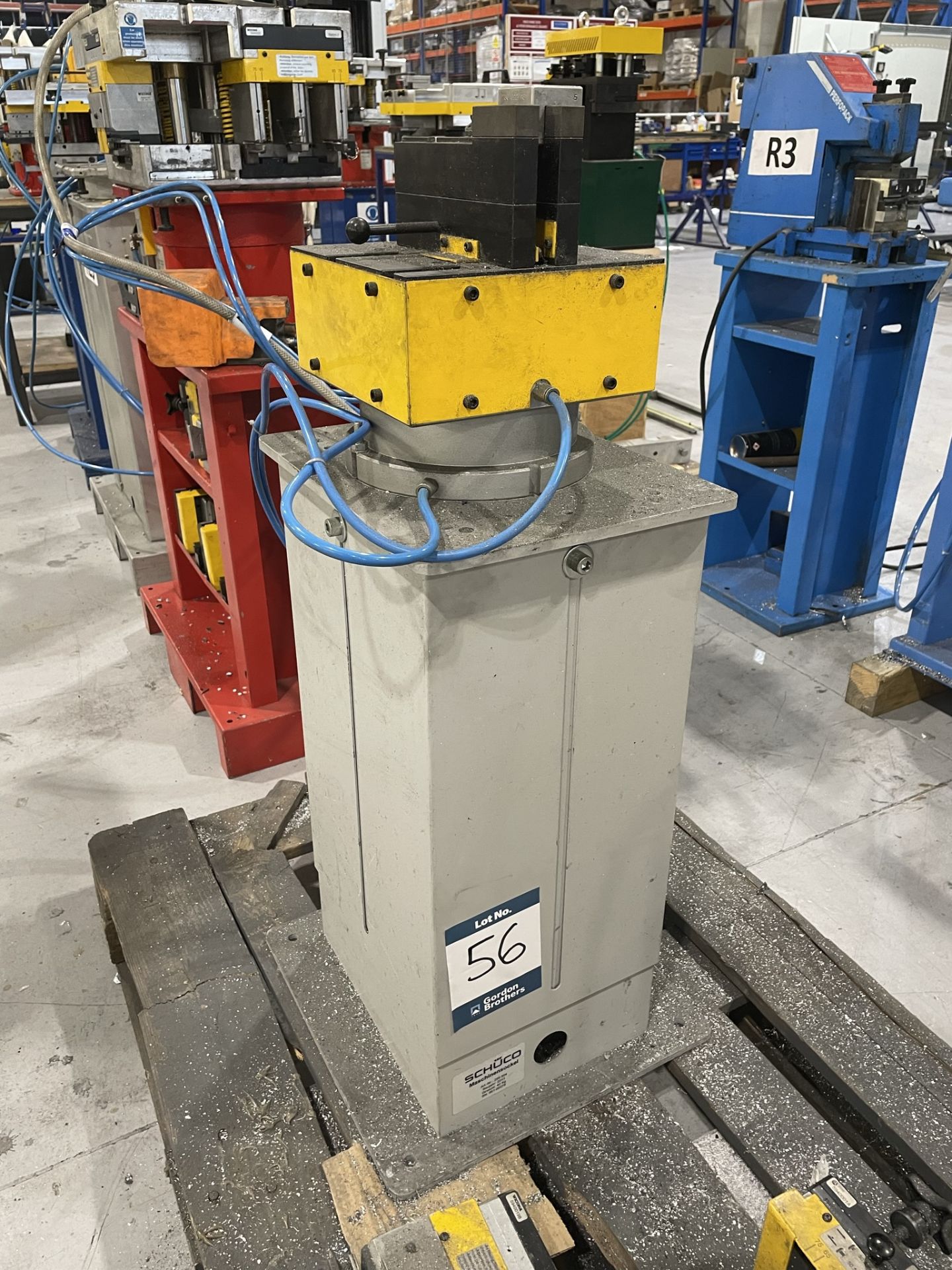 Schuco, 299-504 pneumatic press, Serial No. 661-00378 (DOM: 2013) with Wicona 5940019B, 5940046