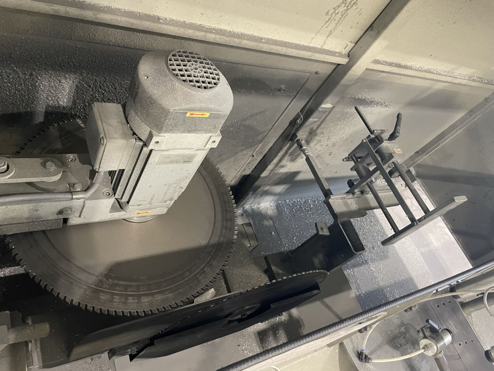 Elumatec, AKS134/00 end milling and notching saw, Serial No. 1340020790 (DOM: 2012) and 2x (no.) - Image 7 of 8