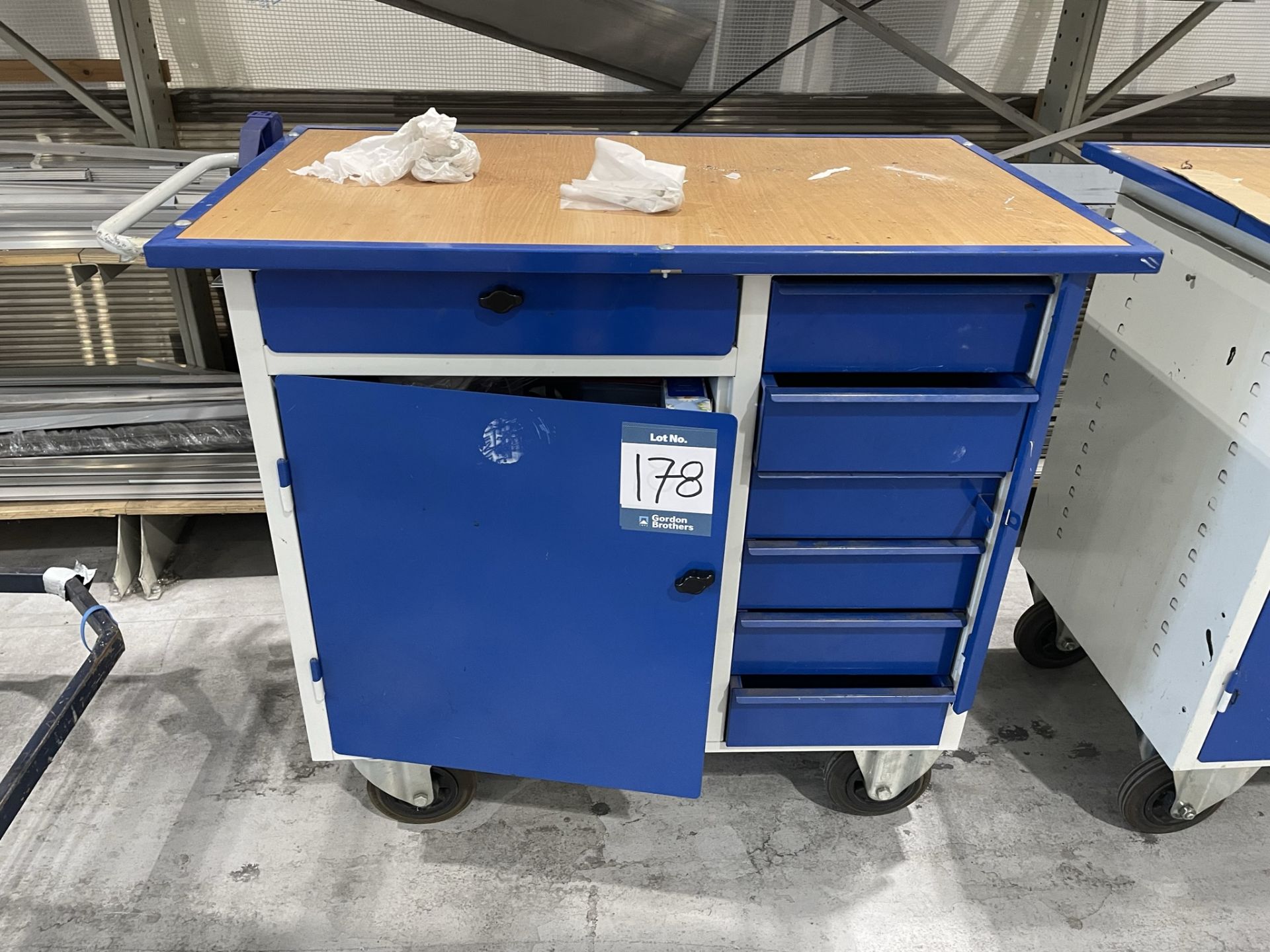 Mobile drawer and cabinet unit, 1000 x 600 x 900mm approx.