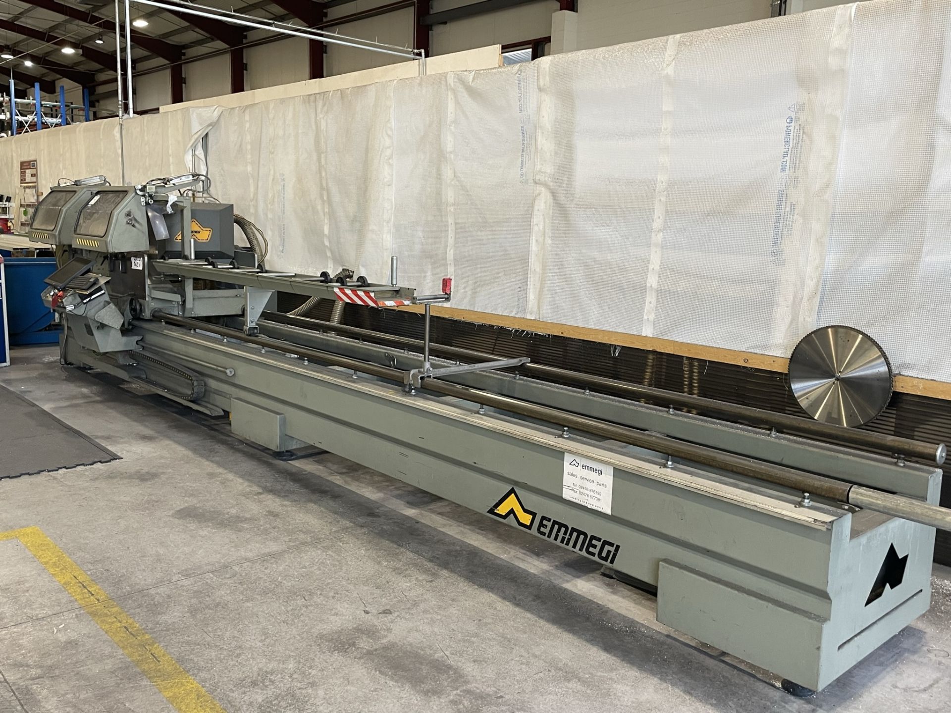 Emmegi, Twin Electra Sun TU/6 CNC twin head mitre saw, Bed: 6200mm, Serial No. M275603 (DOM: 2004) - Image 3 of 9