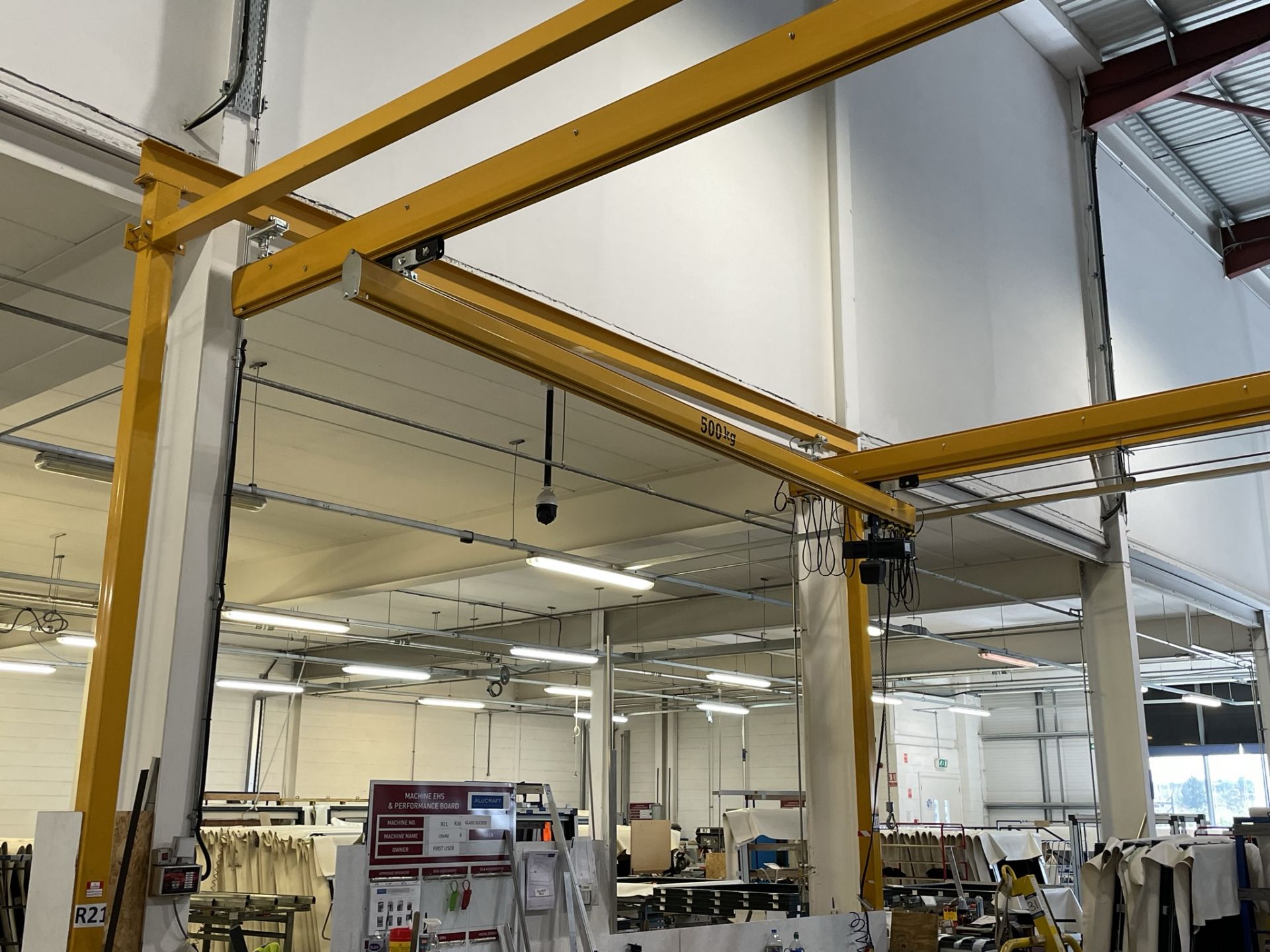 Steel lifting gantry, approx. 8m x 6m with lifting beam (SWL 500kg), Street electric chain block and - Image 6 of 8