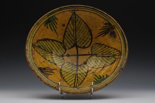 An Islamic Turkish Pottery Large Plate with Floral Patterns. D: Approximately 31cm